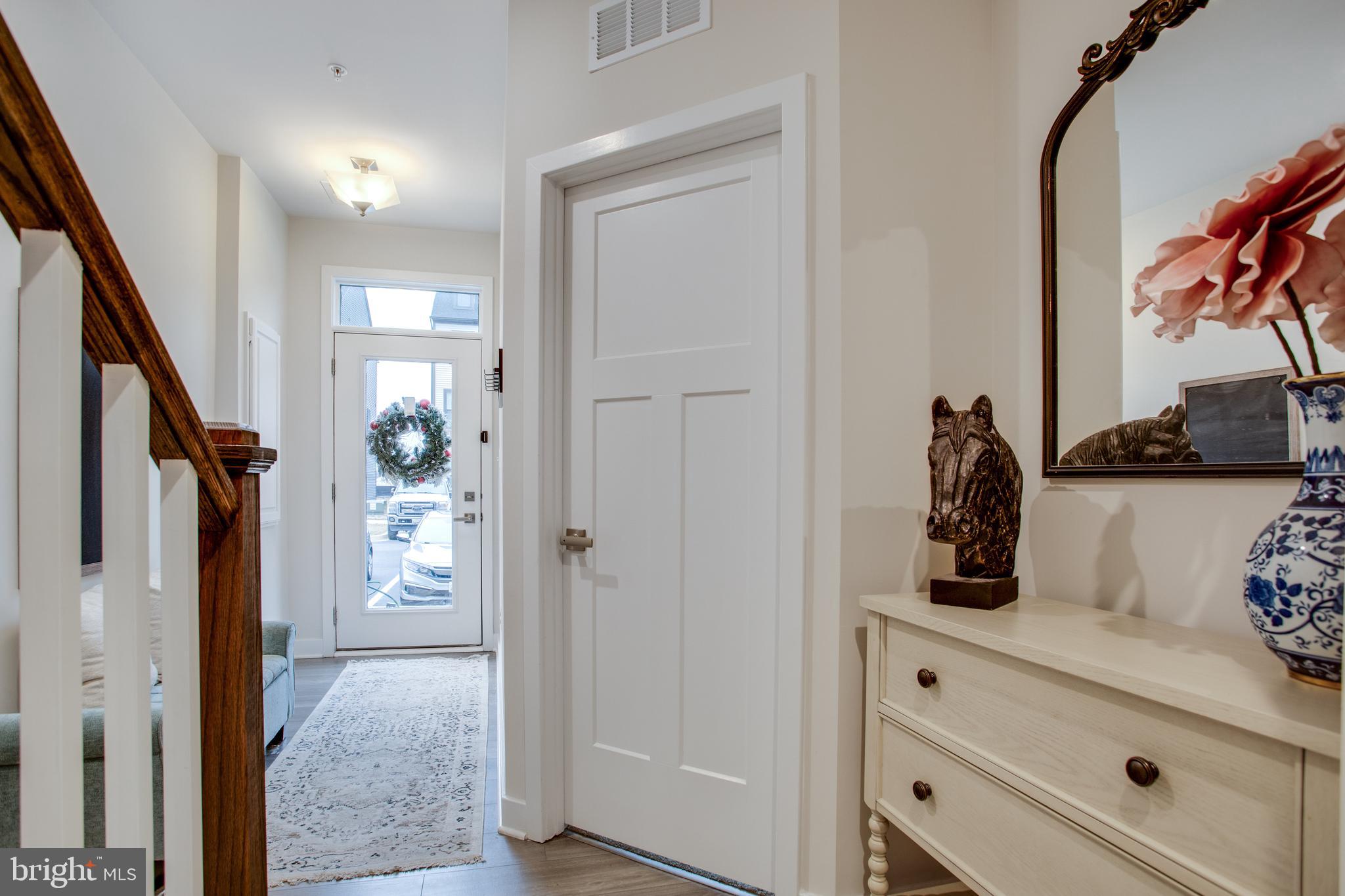 TANYARD SHORES - Residential