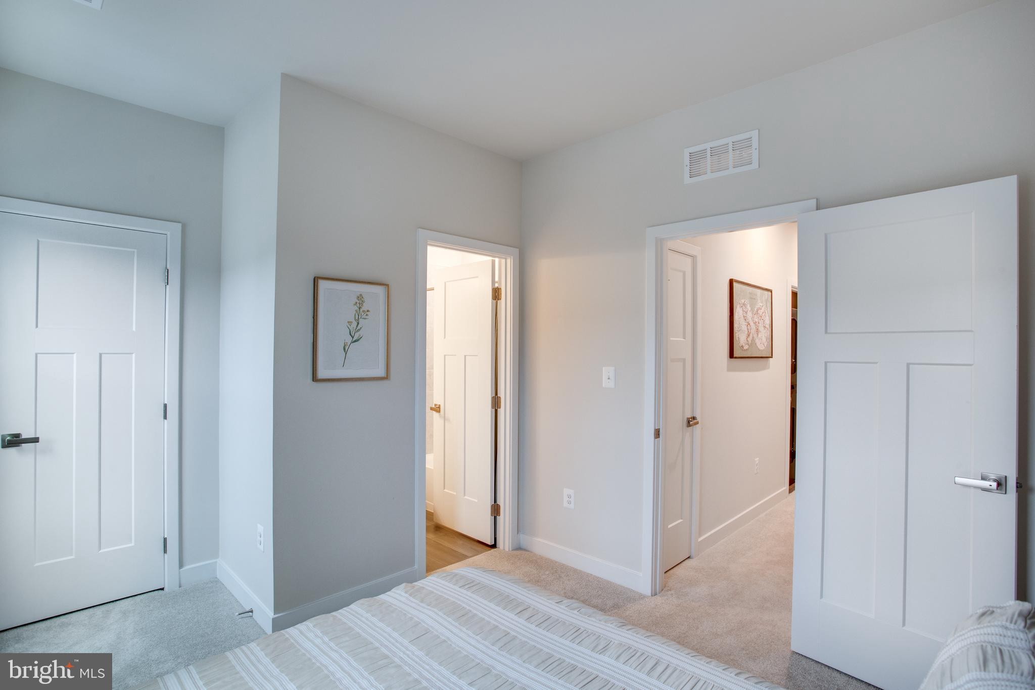 TANYARD SHORES - Residential