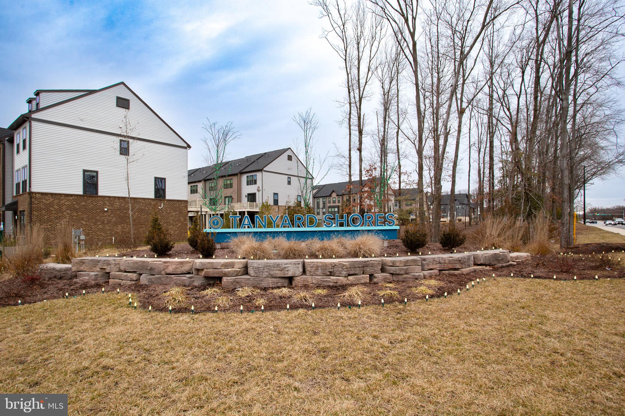 TANYARD SHORES - Residential