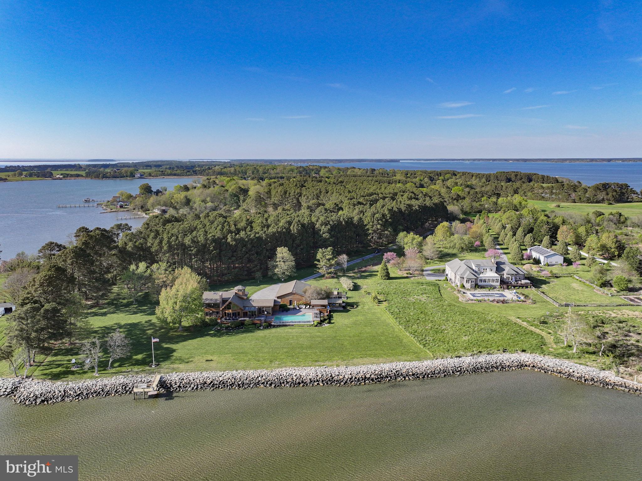 BAR NECK FARM - Residential