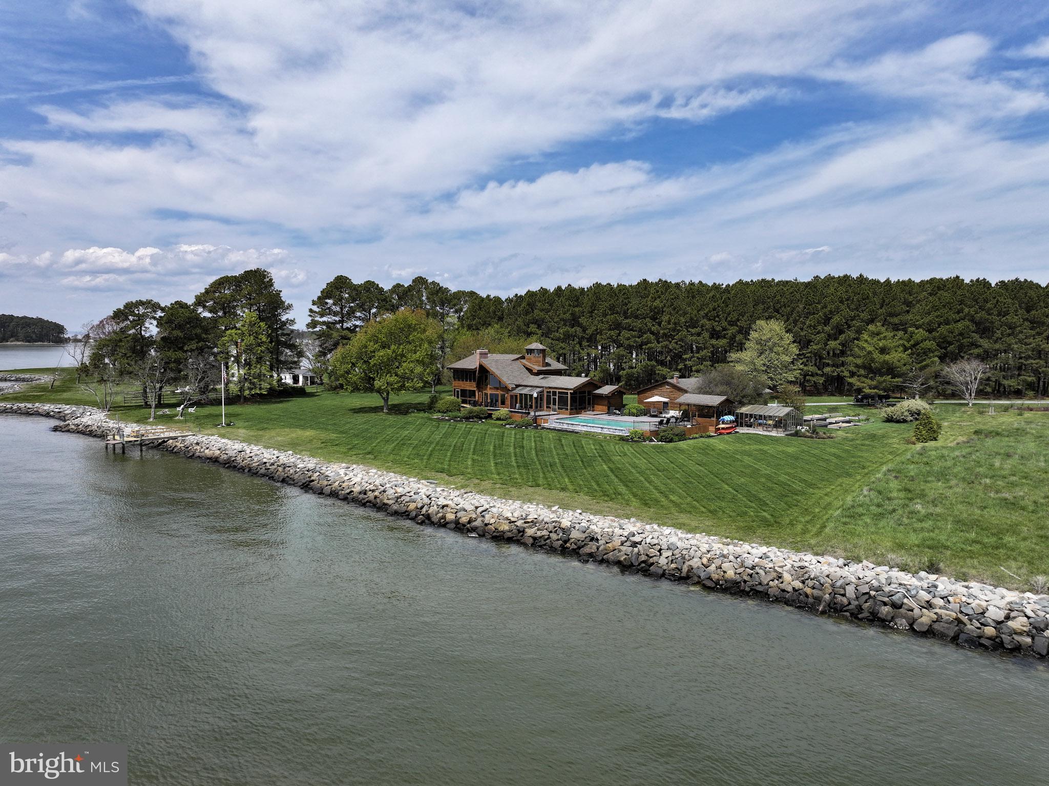 BAR NECK FARM - Residential