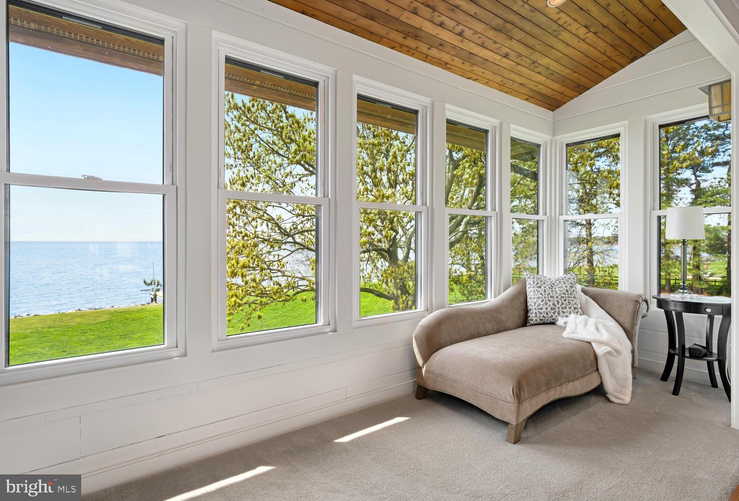 BAR NECK FARM - Residential