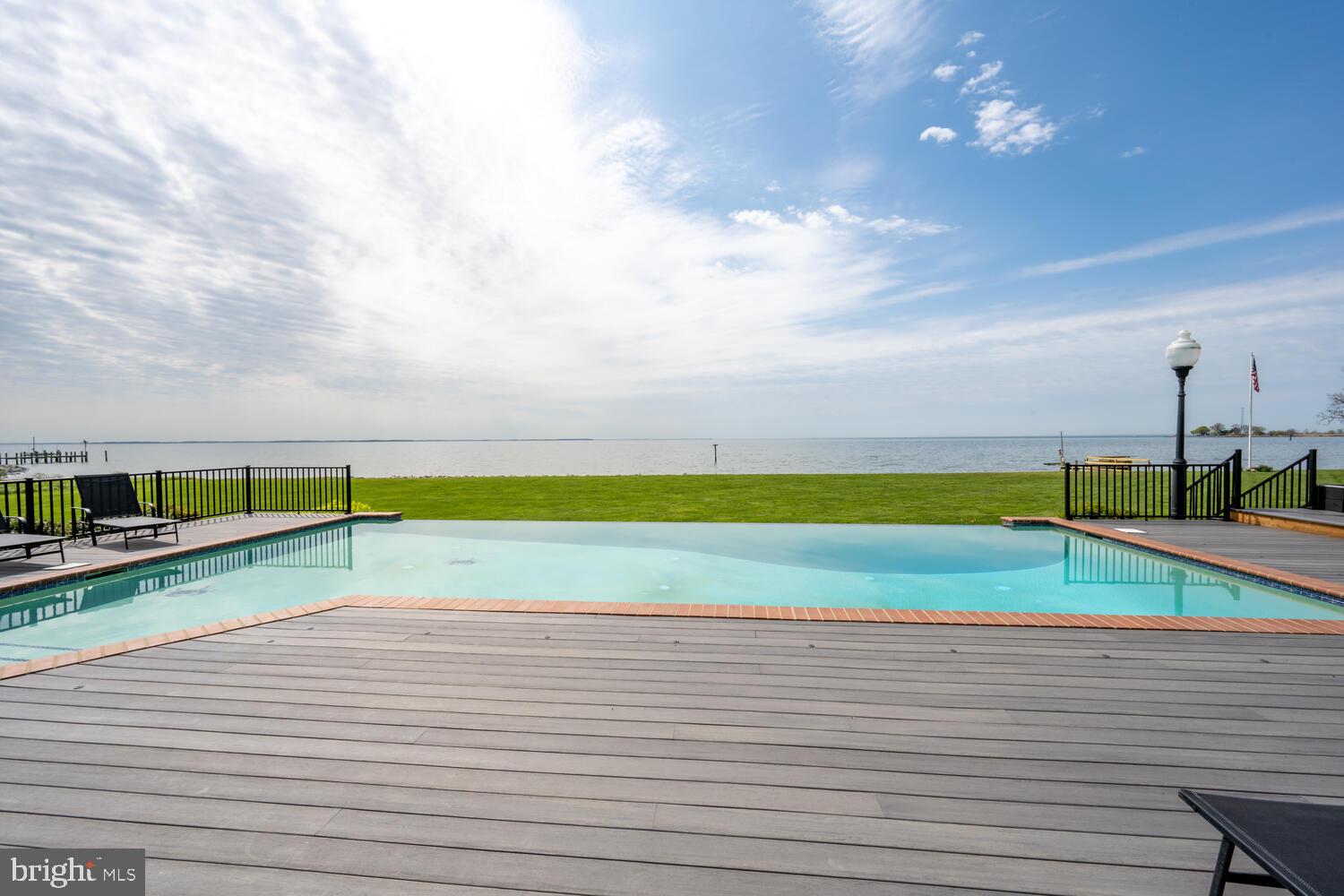 BAR NECK FARM - Residential