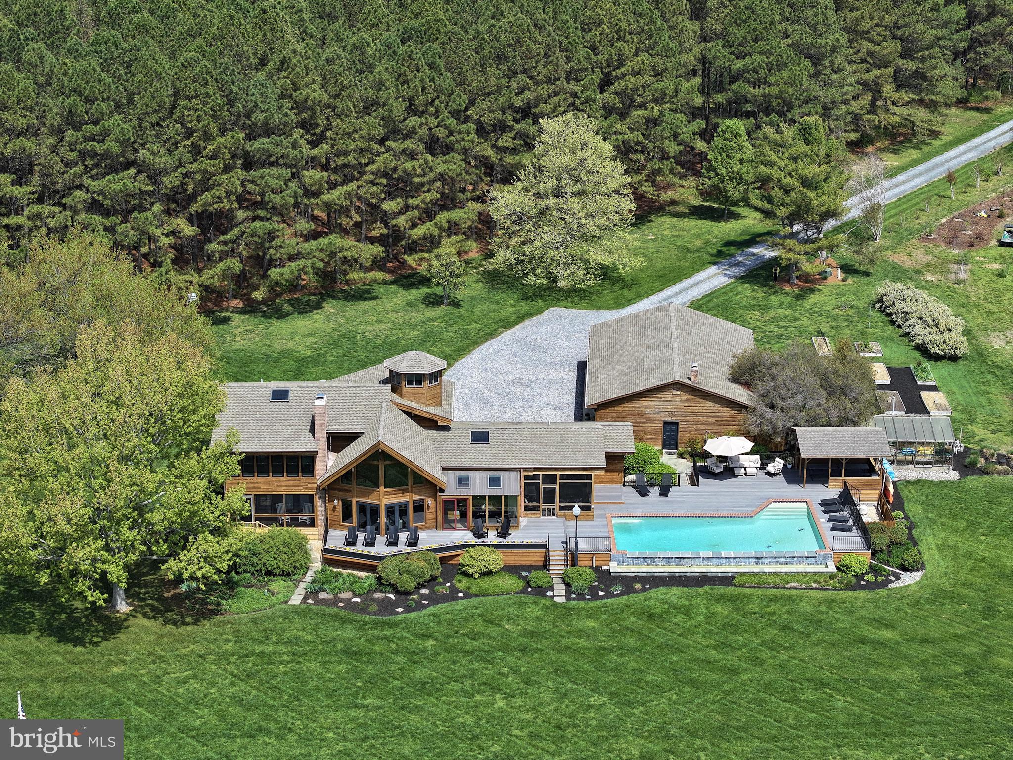 BAR NECK FARM - Residential