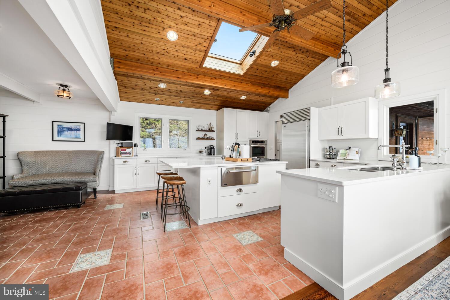 BAR NECK FARM - Residential