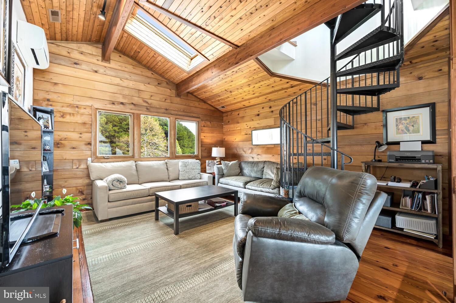 BAR NECK FARM - Residential