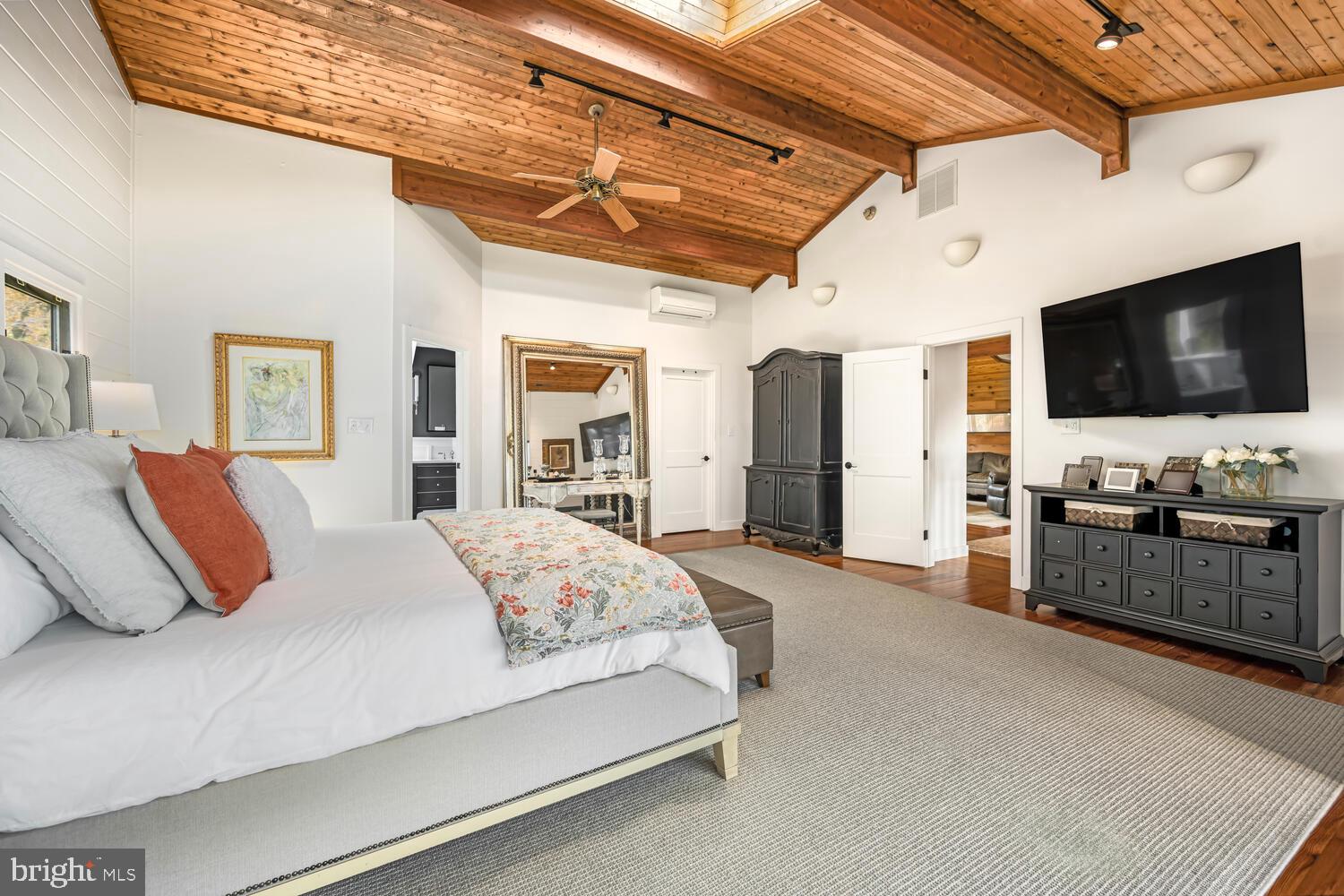 BAR NECK FARM - Residential