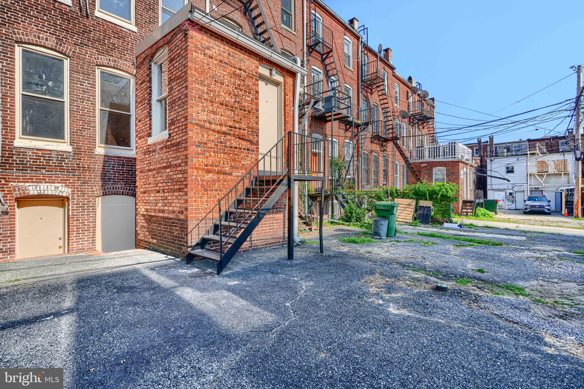 CHARLES VILLAGE - Residential