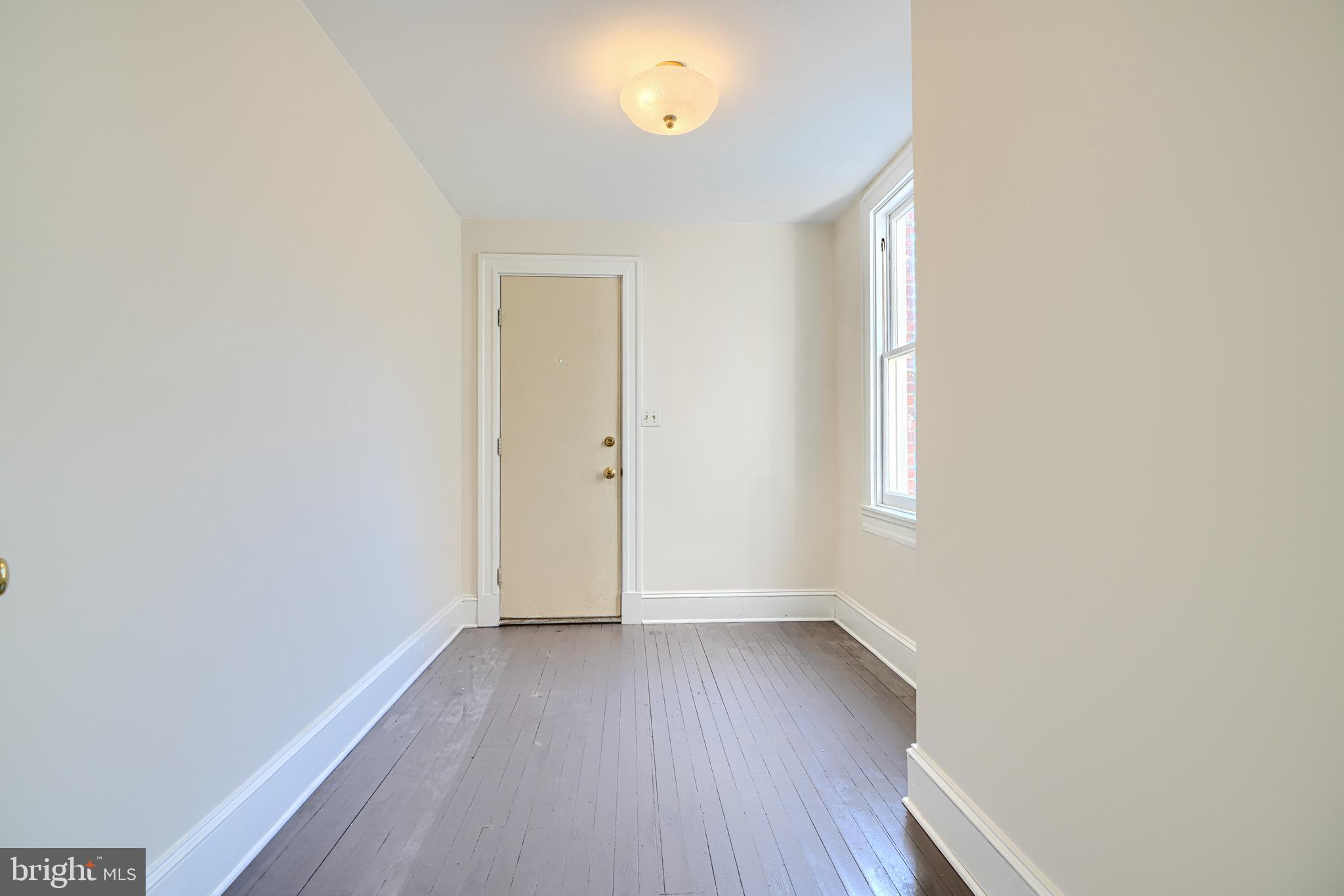 CHARLES VILLAGE - Residential