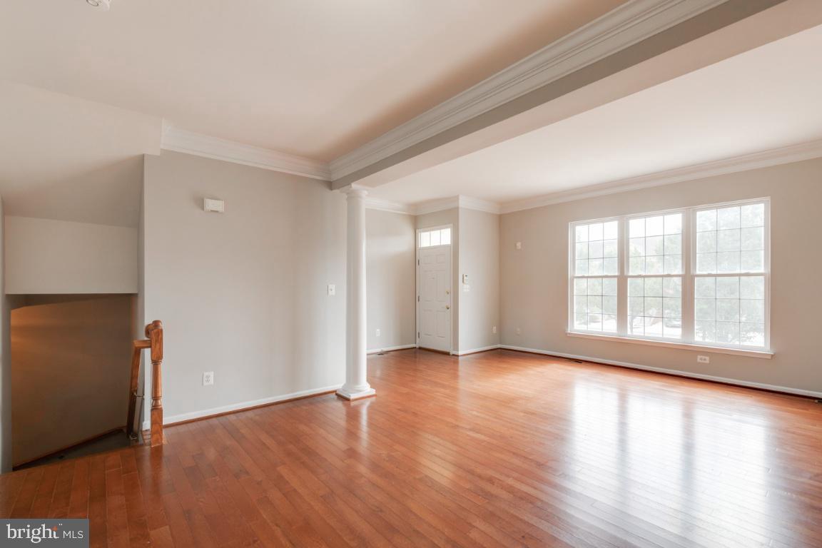 SOUTH RIDING - Residential Lease