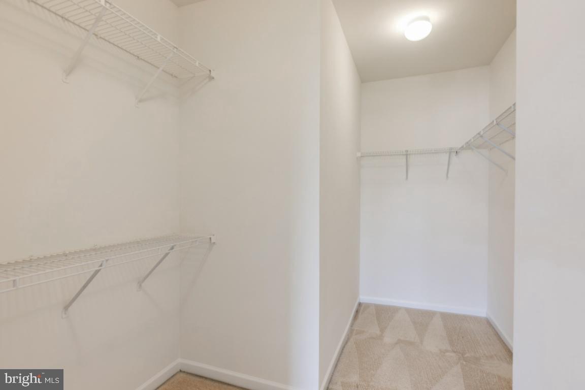 SOUTH RIDING - Residential Lease