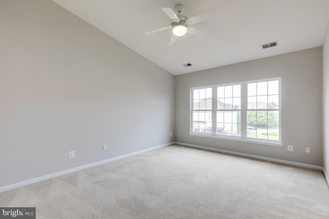 SOUTH RIDING - Residential Lease