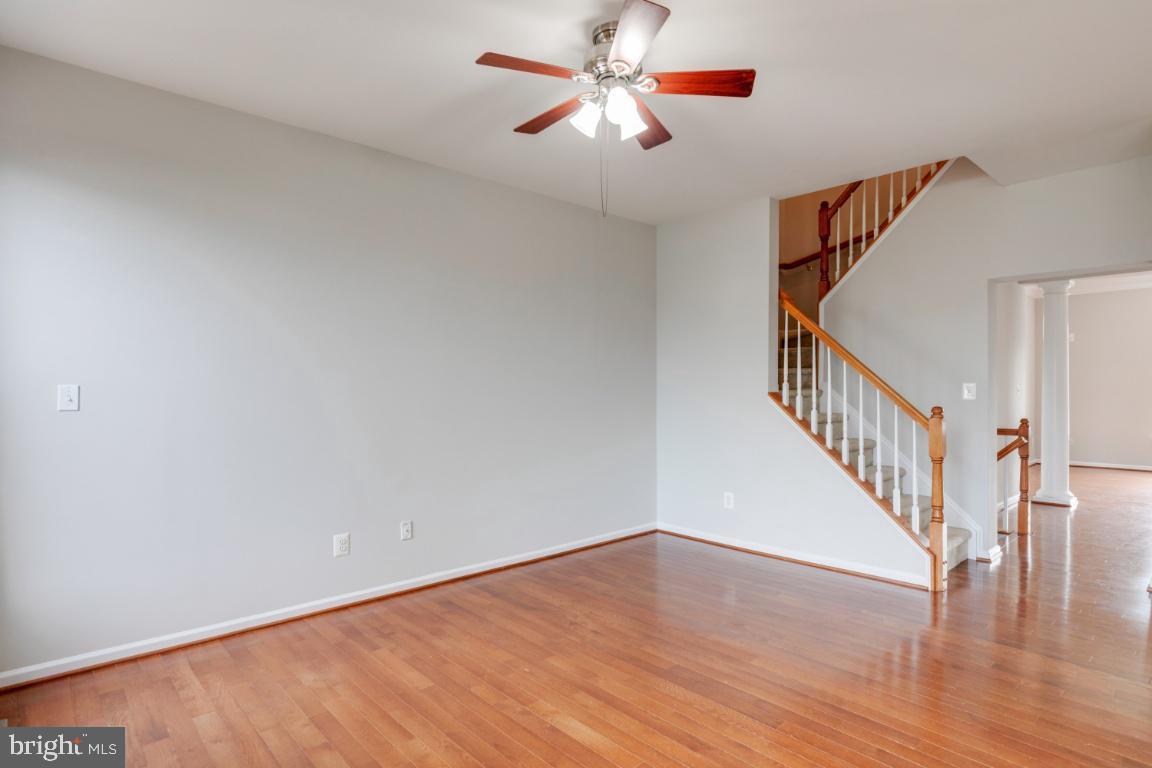 SOUTH RIDING - Residential Lease