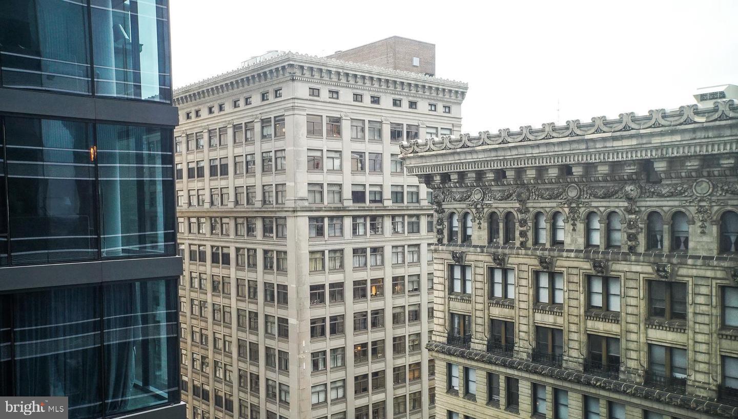 AVENUE OF THE ARTS - Residential