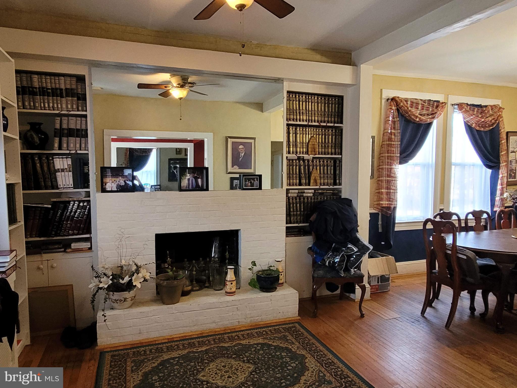 CROSS COUNTRY - Residential