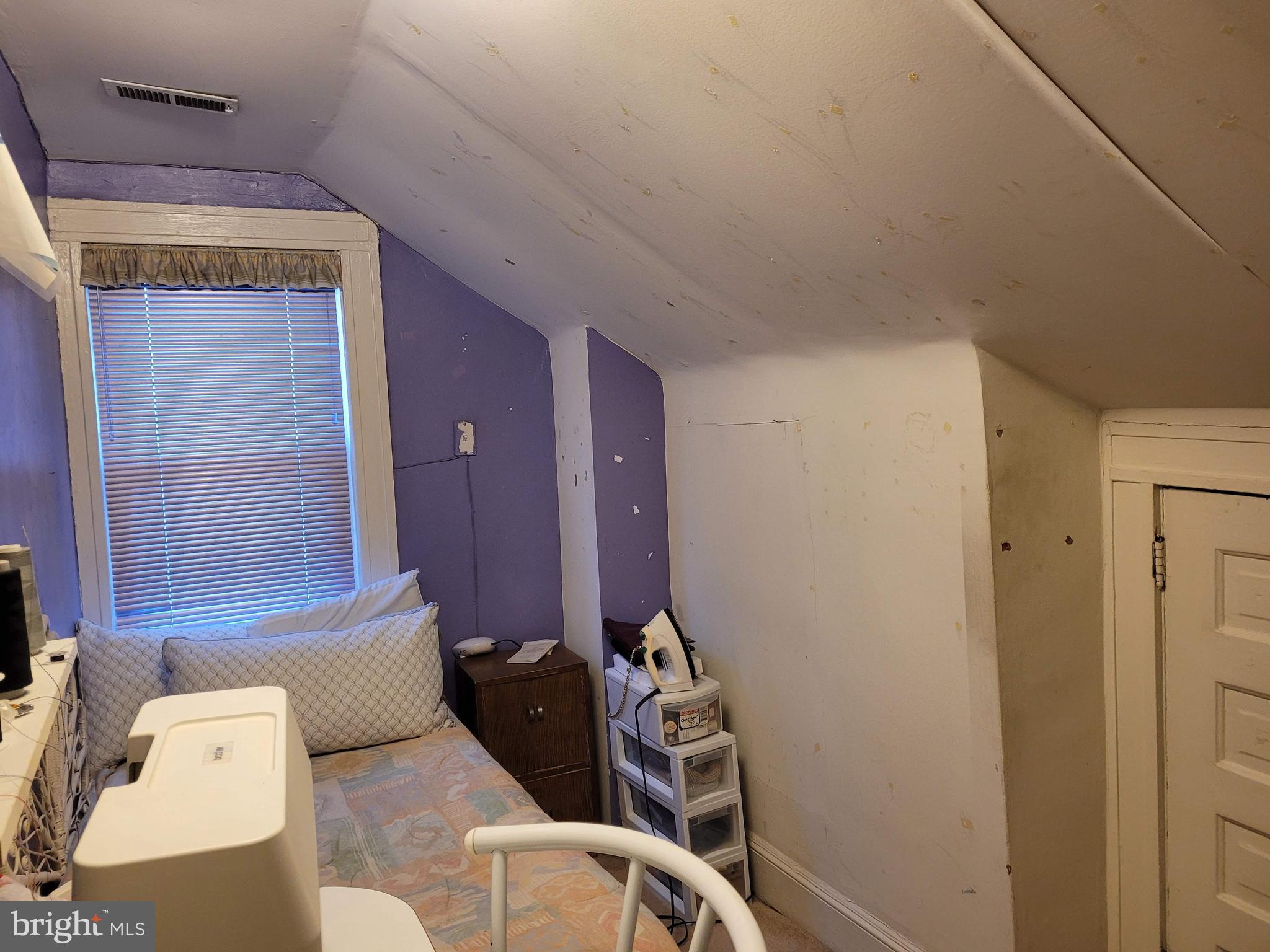 CROSS COUNTRY - Residential