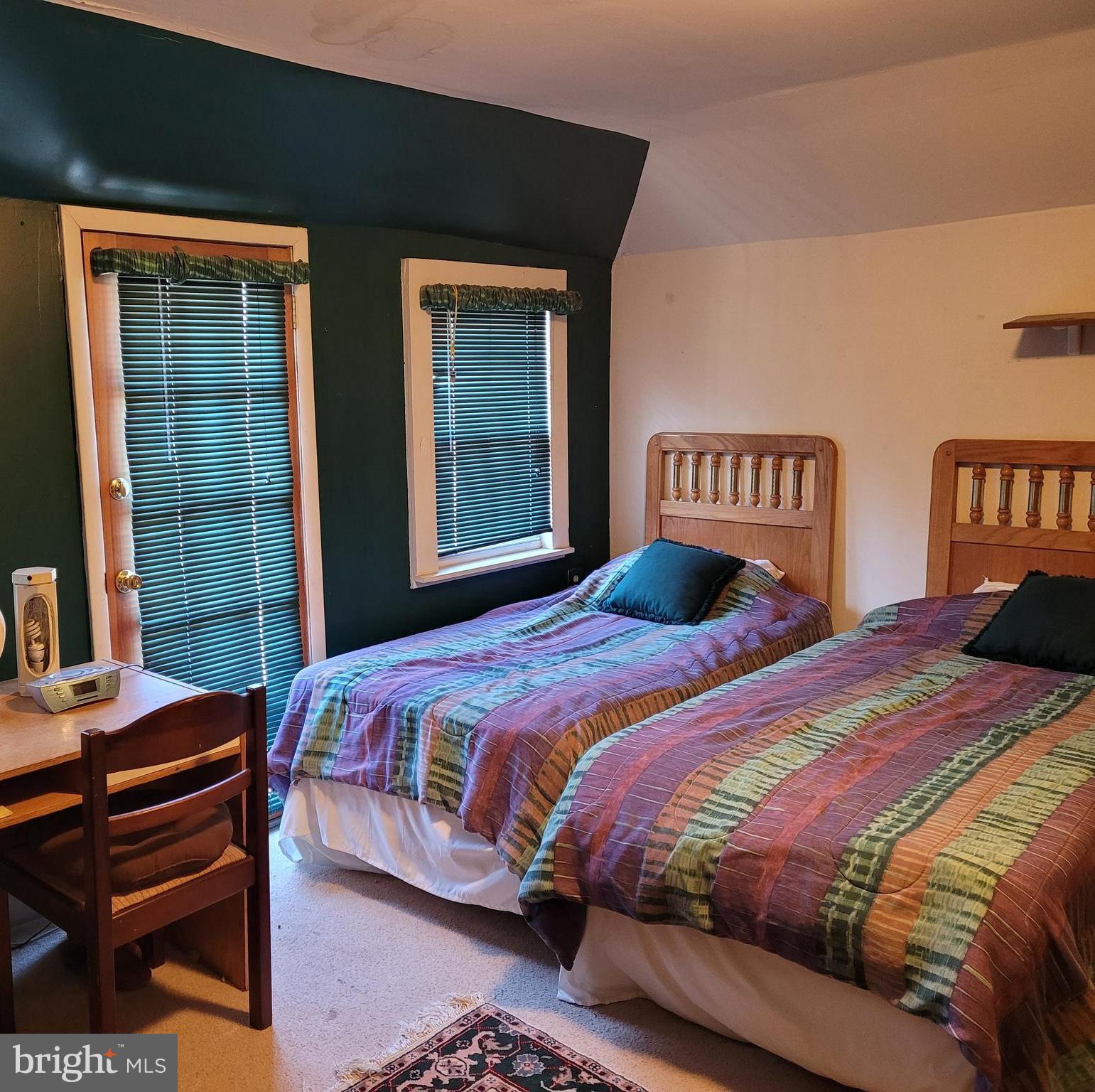 CROSS COUNTRY - Residential