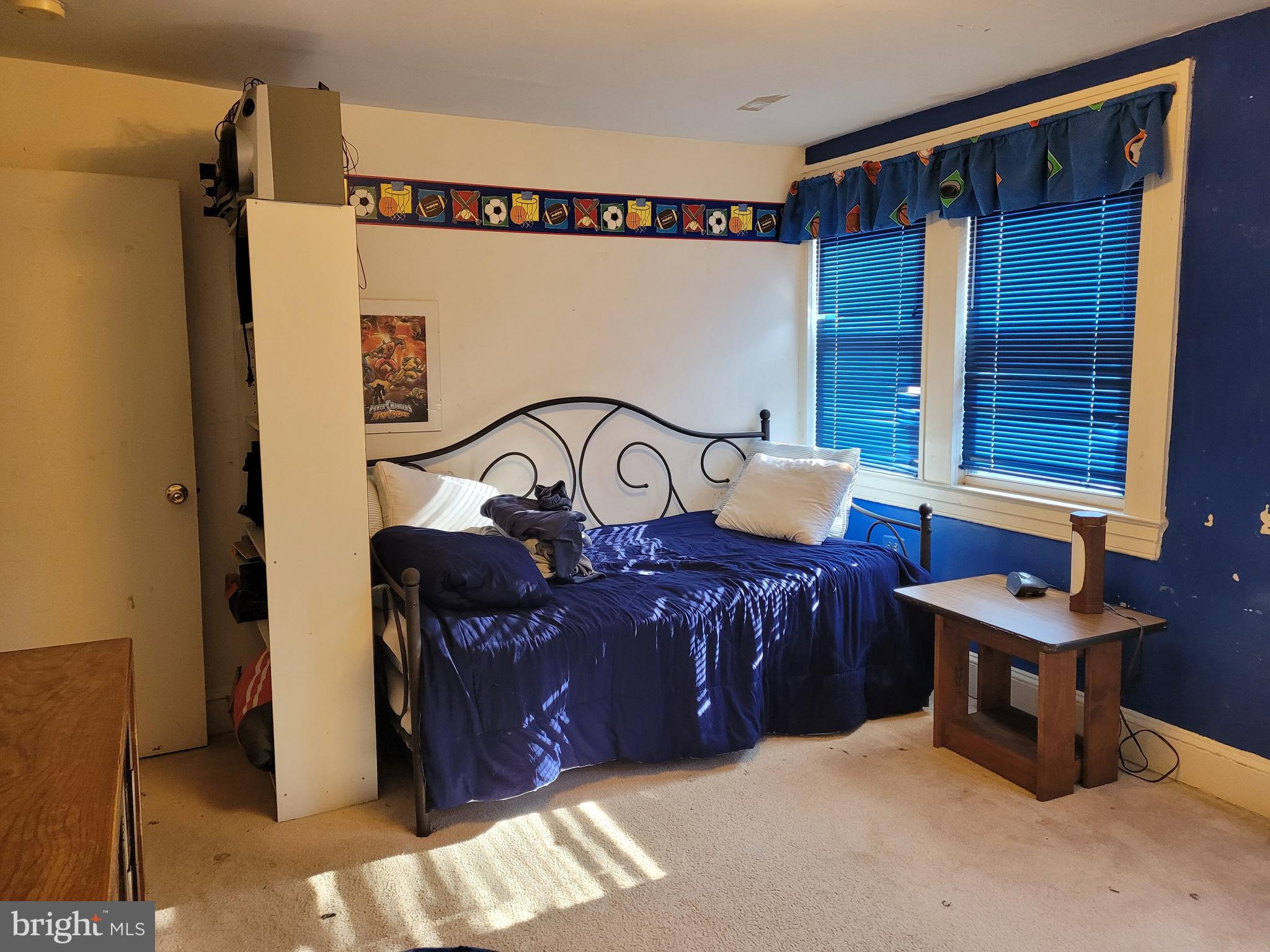 CROSS COUNTRY - Residential