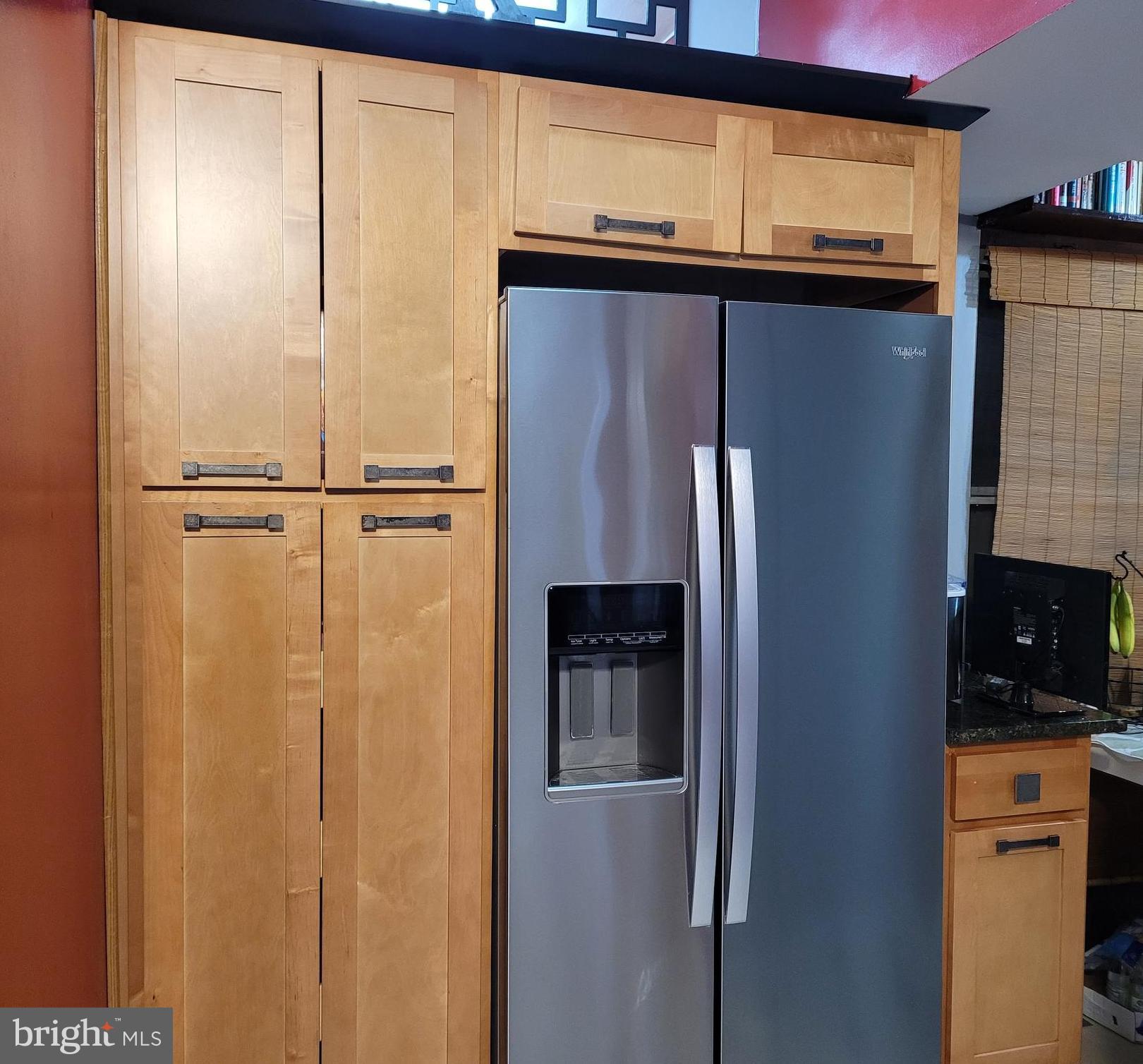 CROSS COUNTRY - Residential