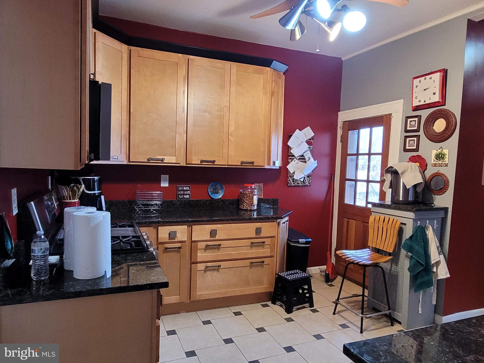 CROSS COUNTRY - Residential