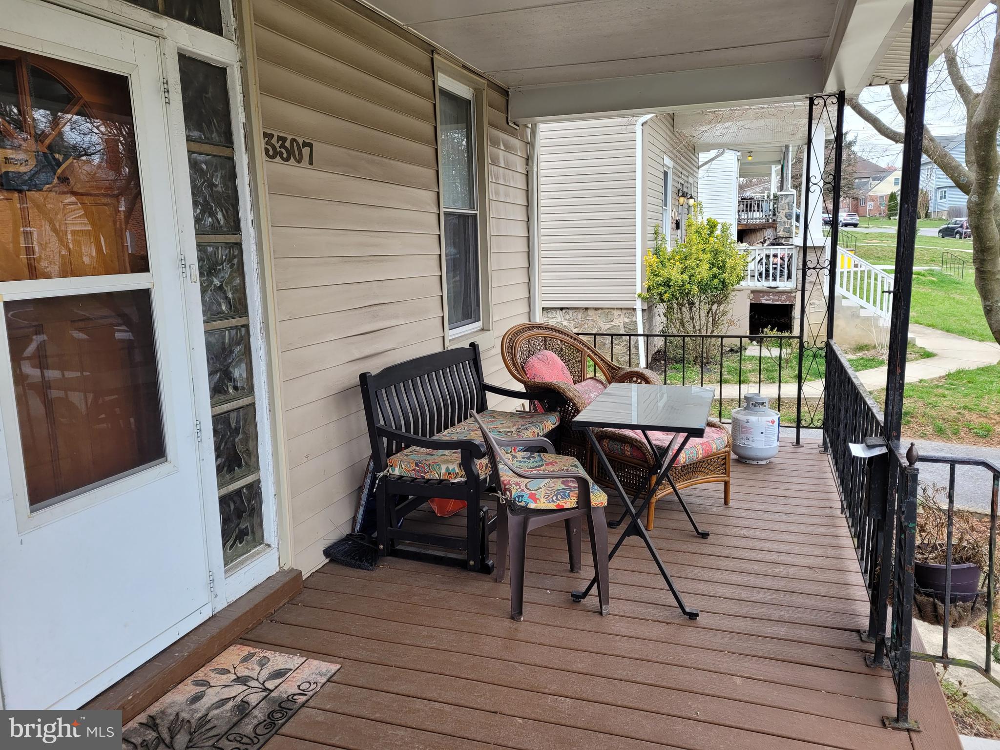 CROSS COUNTRY - Residential