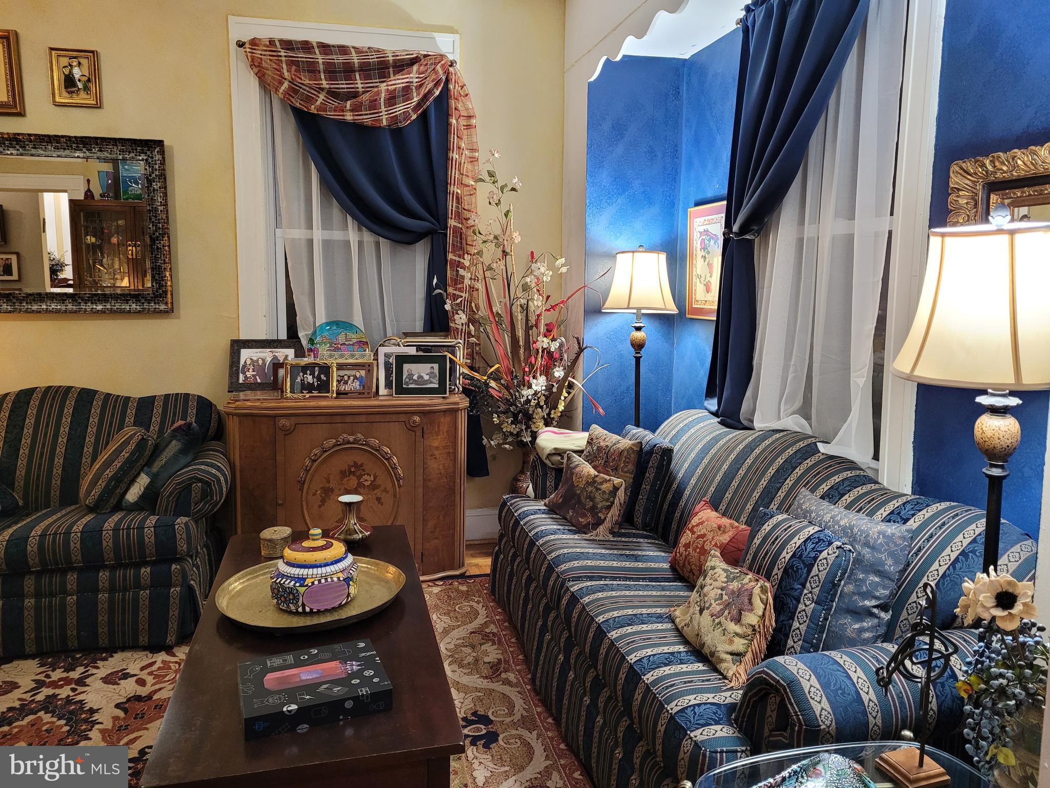 CROSS COUNTRY - Residential