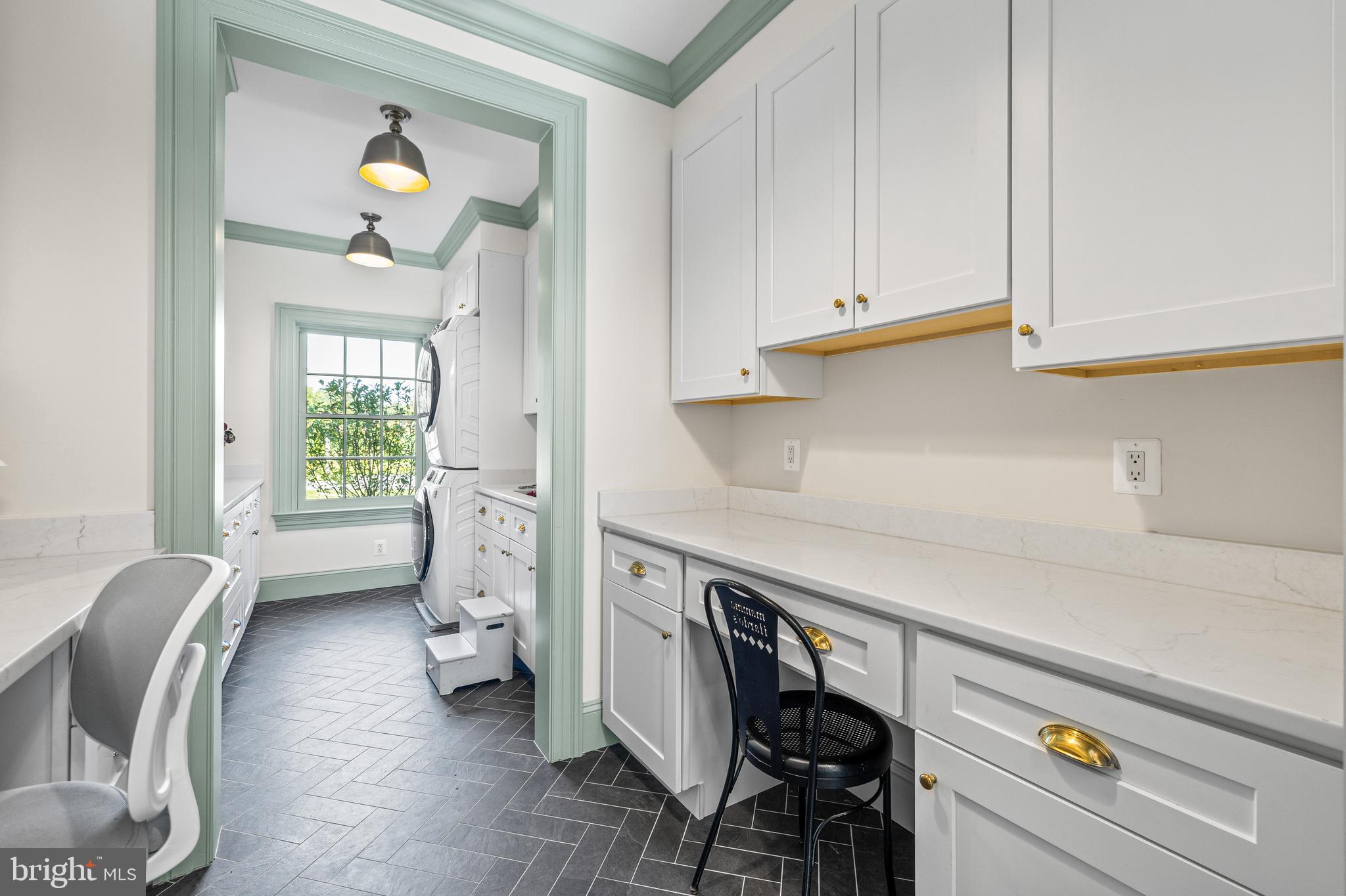 CASTANEA - Residential