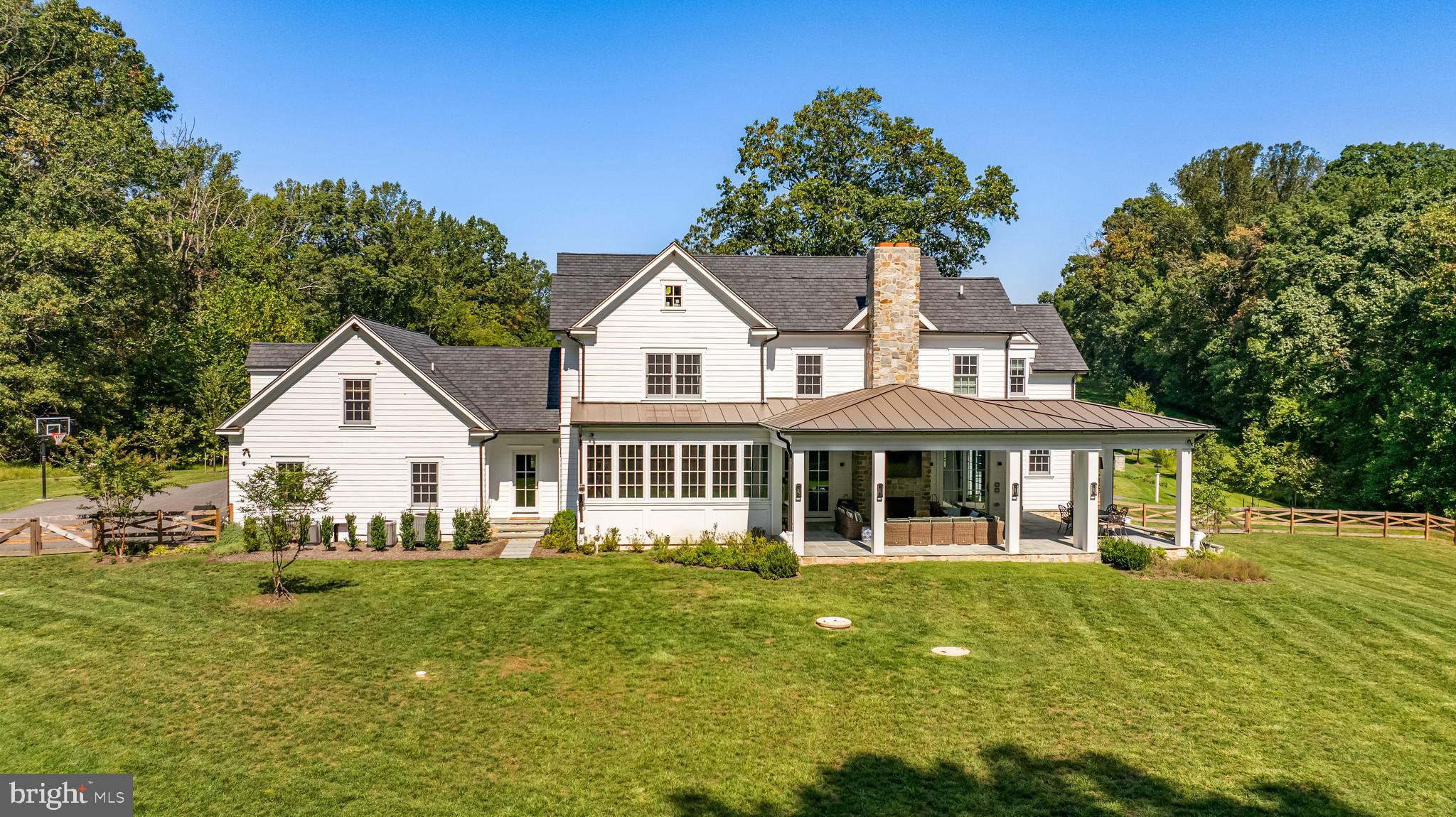 CASTANEA - Residential