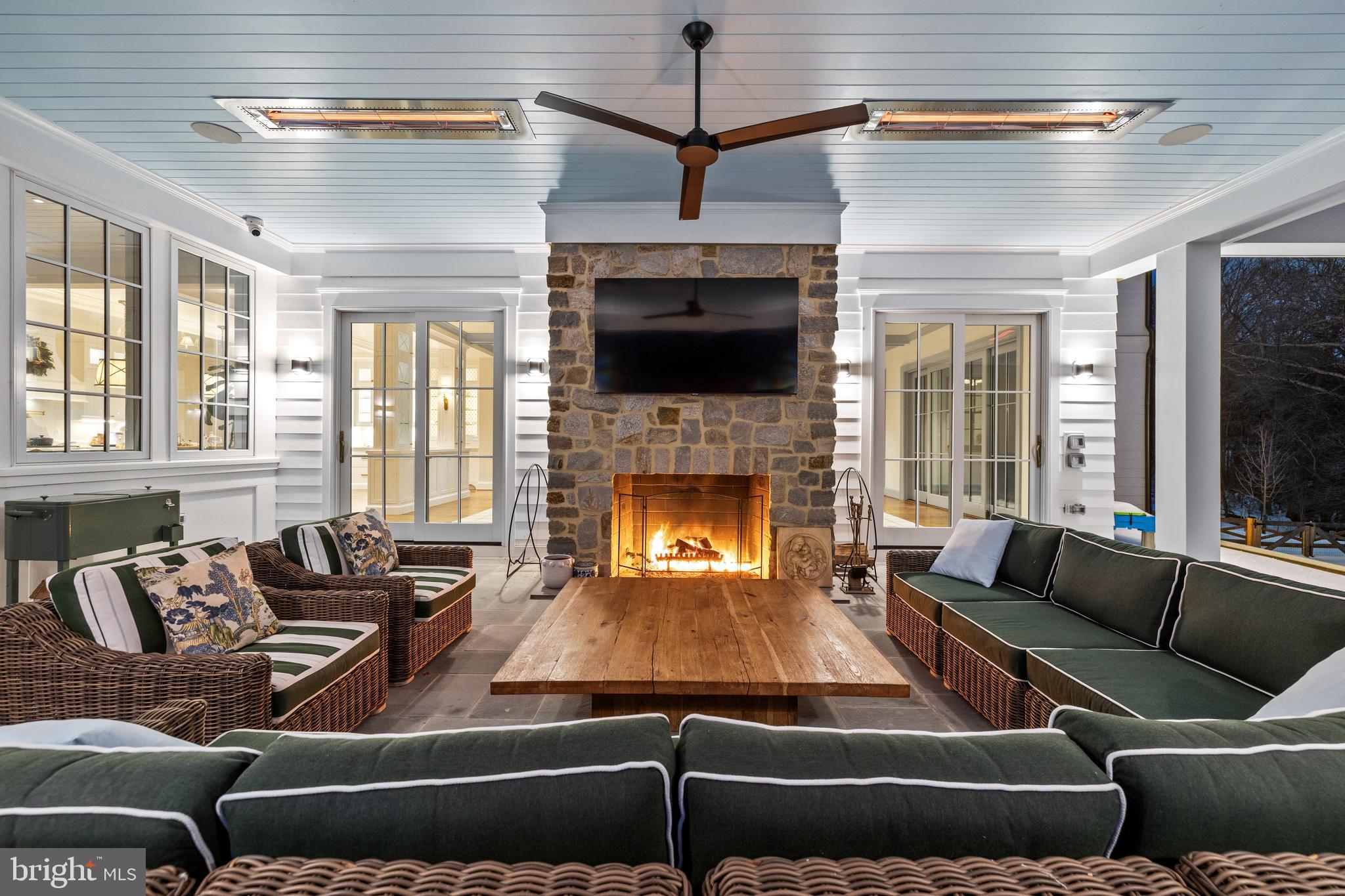 CASTANEA - Residential