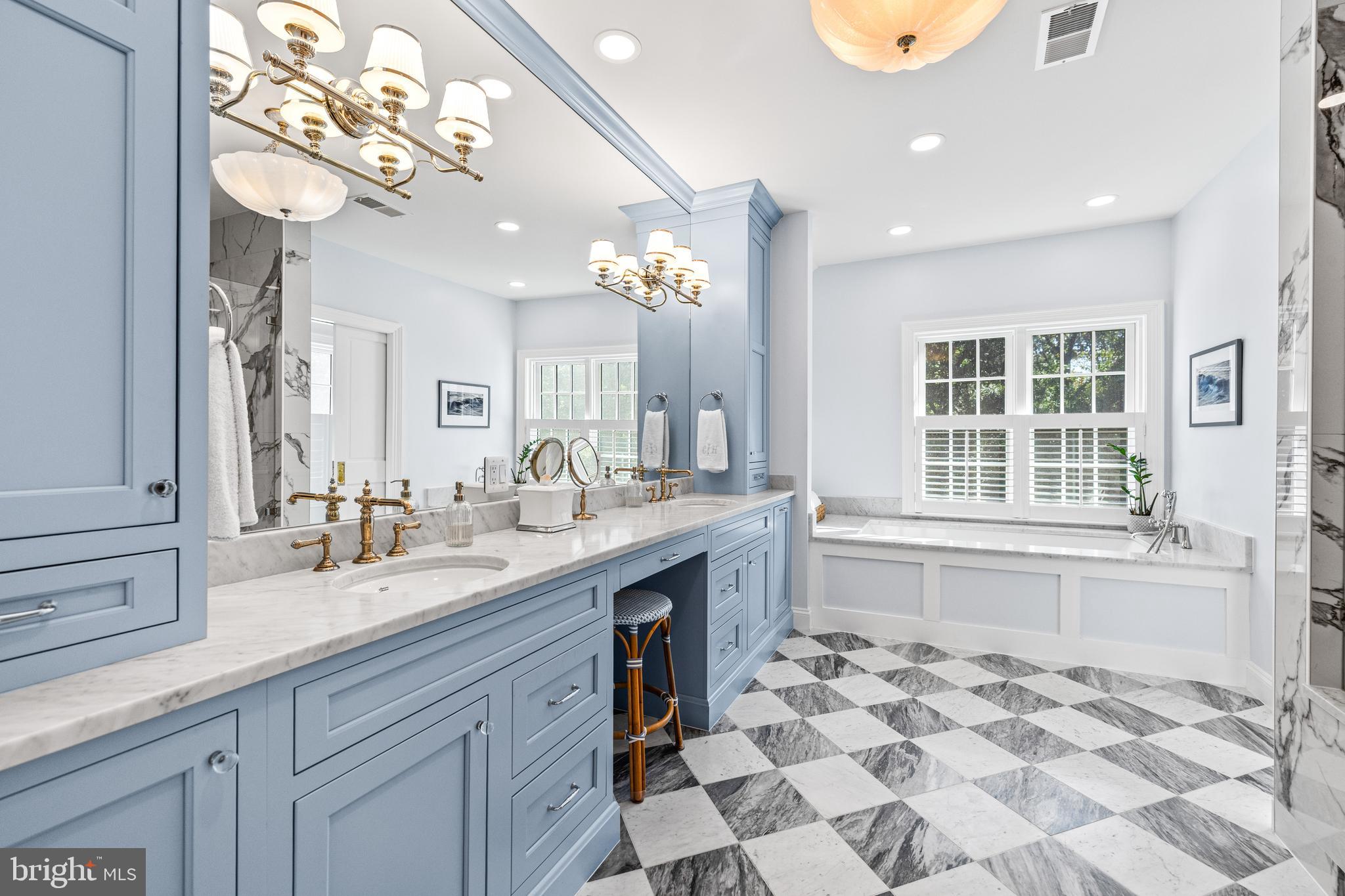 CASTANEA - Residential