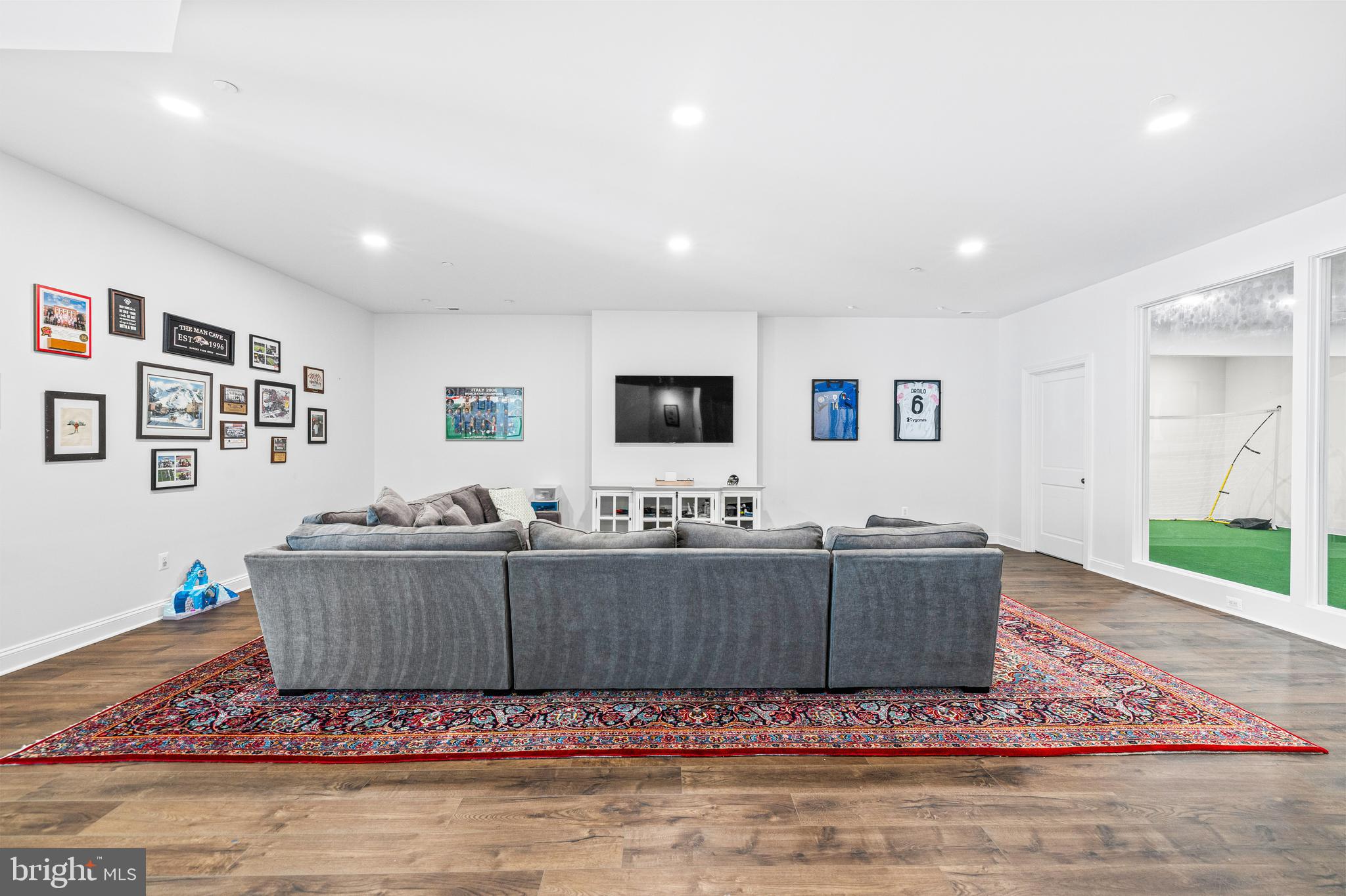 CASTANEA - Residential