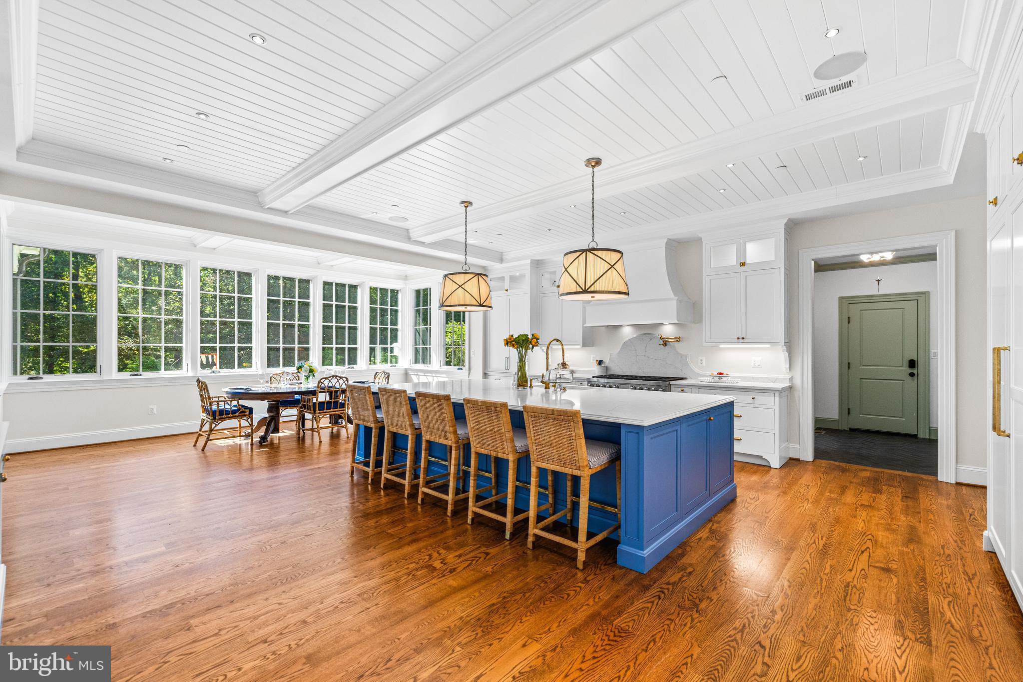 CASTANEA - Residential