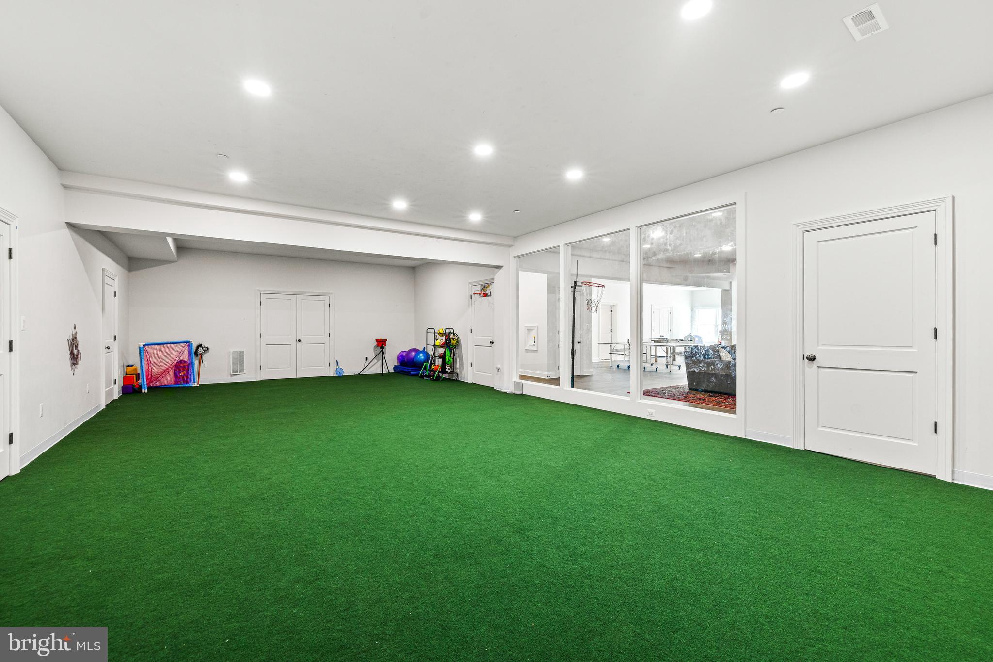 CASTANEA - Residential