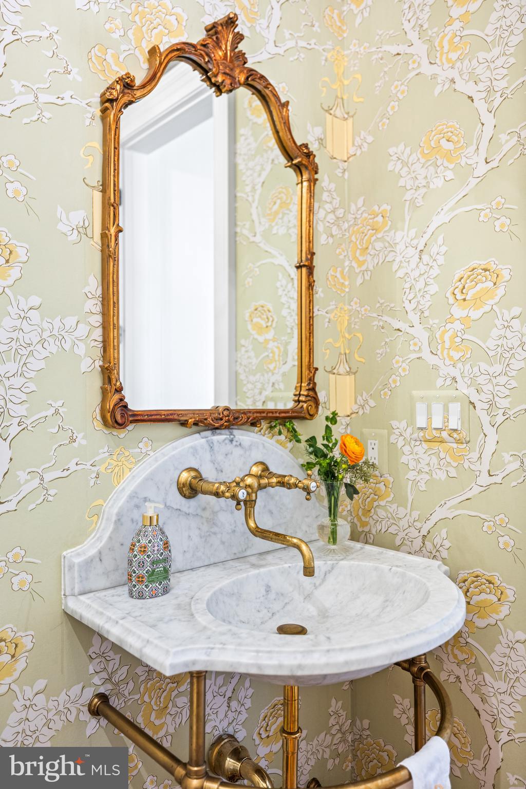 CASTANEA - Residential