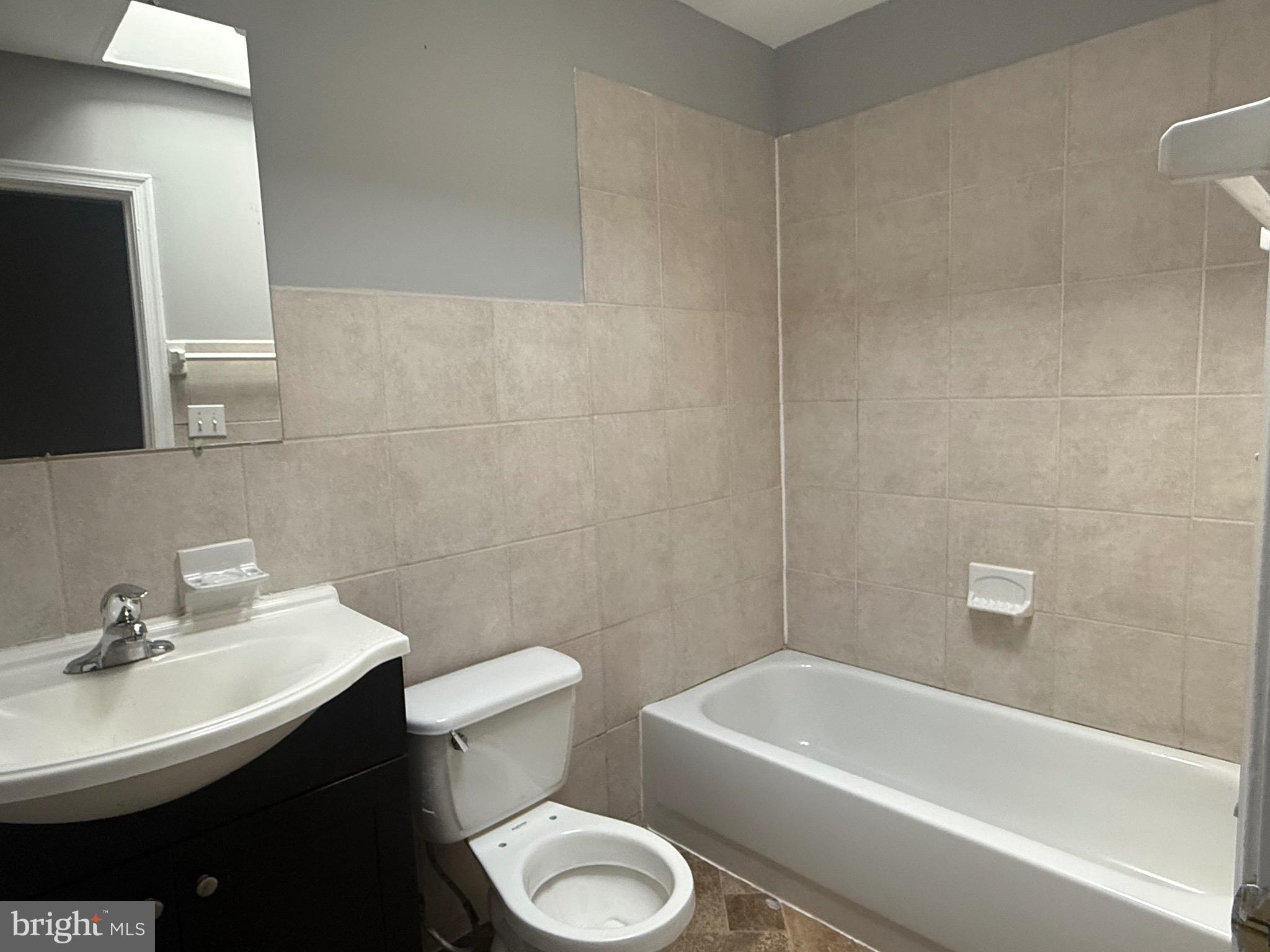 MILL HILL - Residential