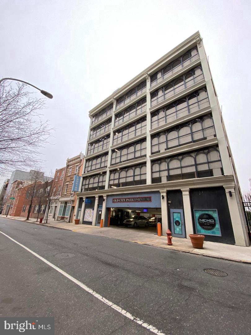 Great PARKING SPACE in Old City for sale and rent! This parking space is located in the Old City Parkominium, which features 24/7 concierge valet service, insurance and security. There is a $105 monthly condo fee. Close to all that Old City has to offer: Clay studio, Arden Theatre, Festival Pier, Fireman's Museum, Fringe Arts & La Peg, Race Street Pier Independence Visitor's Center, all of Old City's restaurants and bars such as; Tuna Bar, Race Street, Plough & Stars and so many more. Here's your chance to have your own parking spot in Old City.