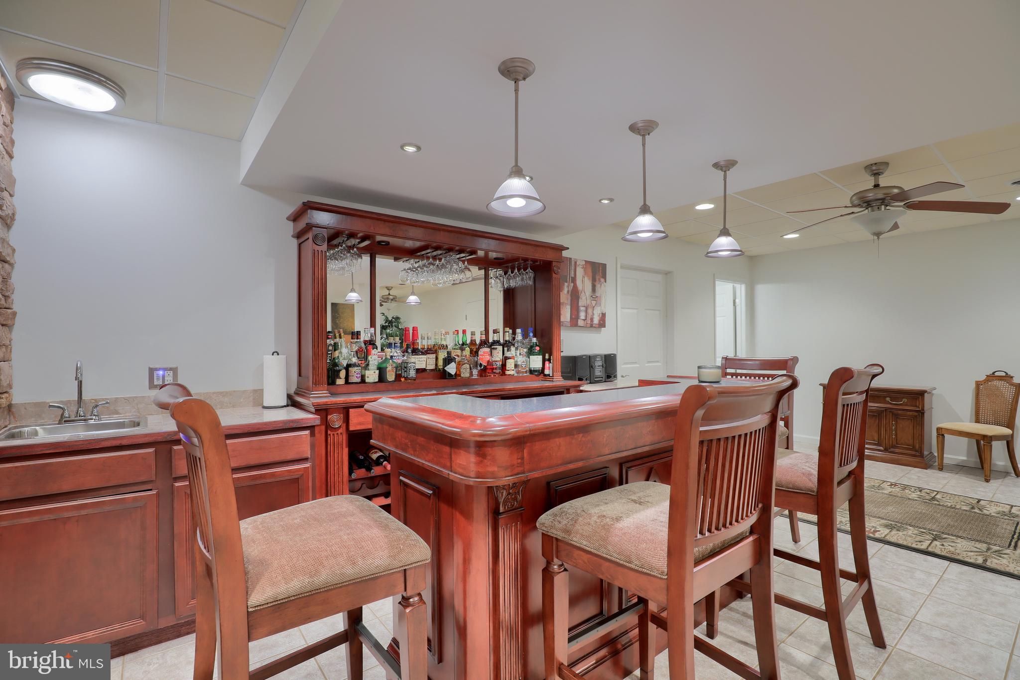 SPRING MEADOWS - Residential