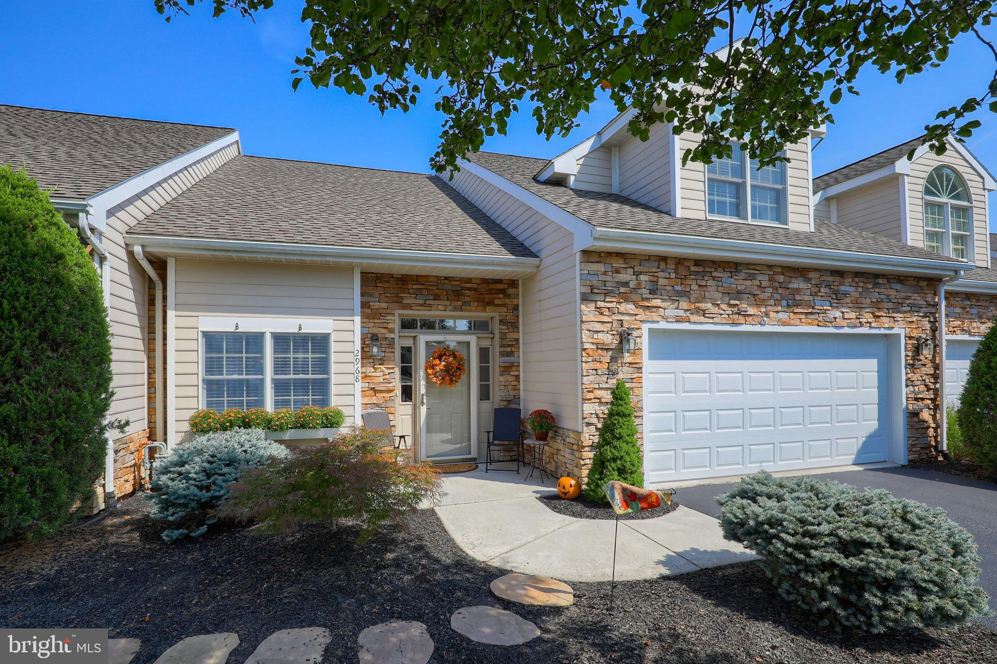 SPRING MEADOWS - Residential