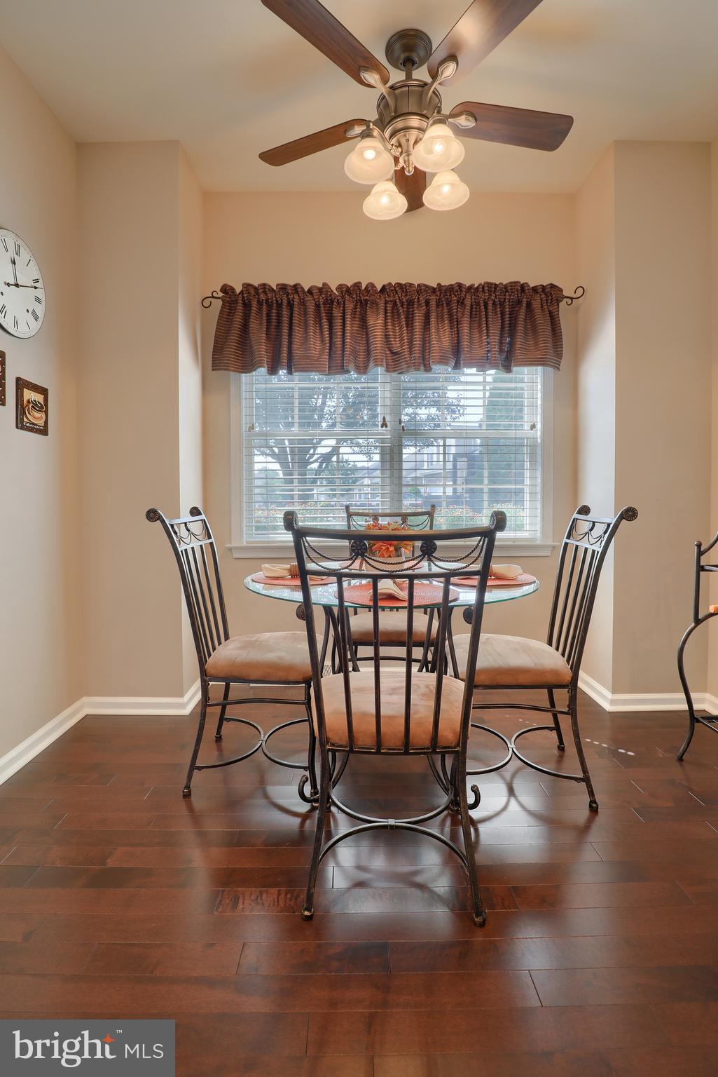 SPRING MEADOWS - Residential