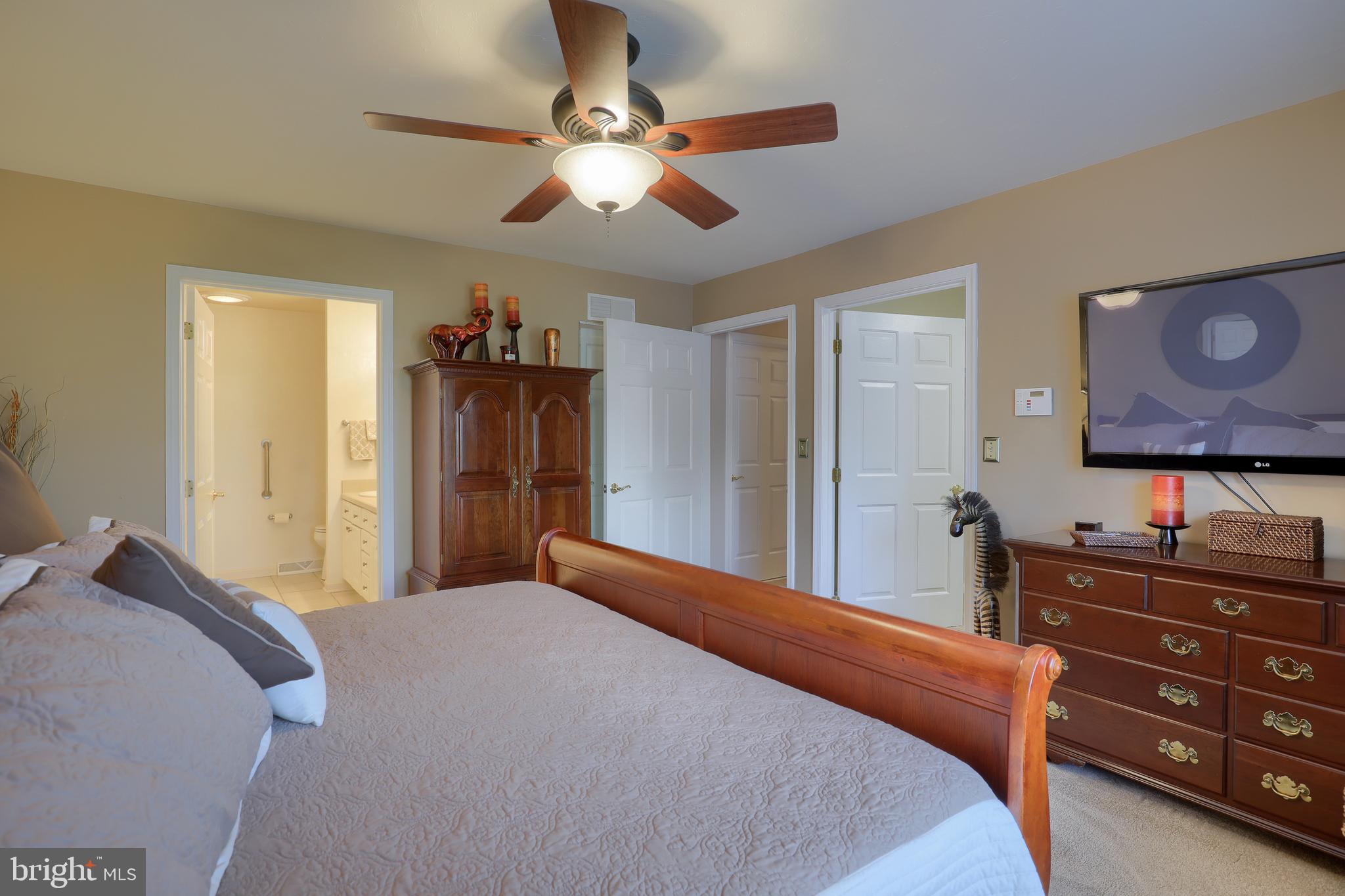 SPRING MEADOWS - Residential