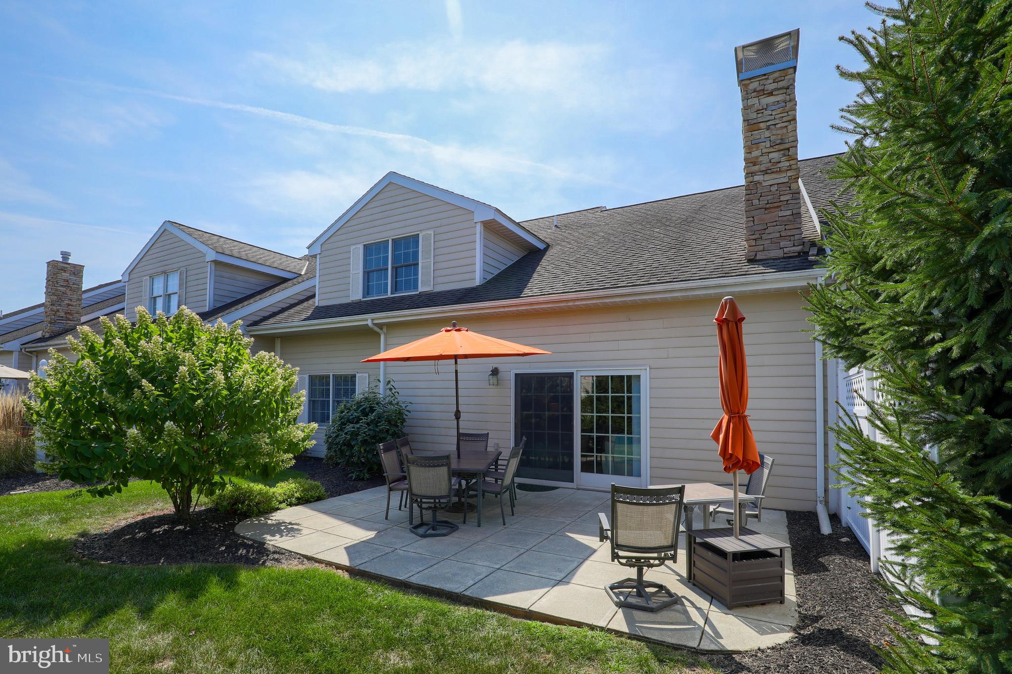 SPRING MEADOWS - Residential
