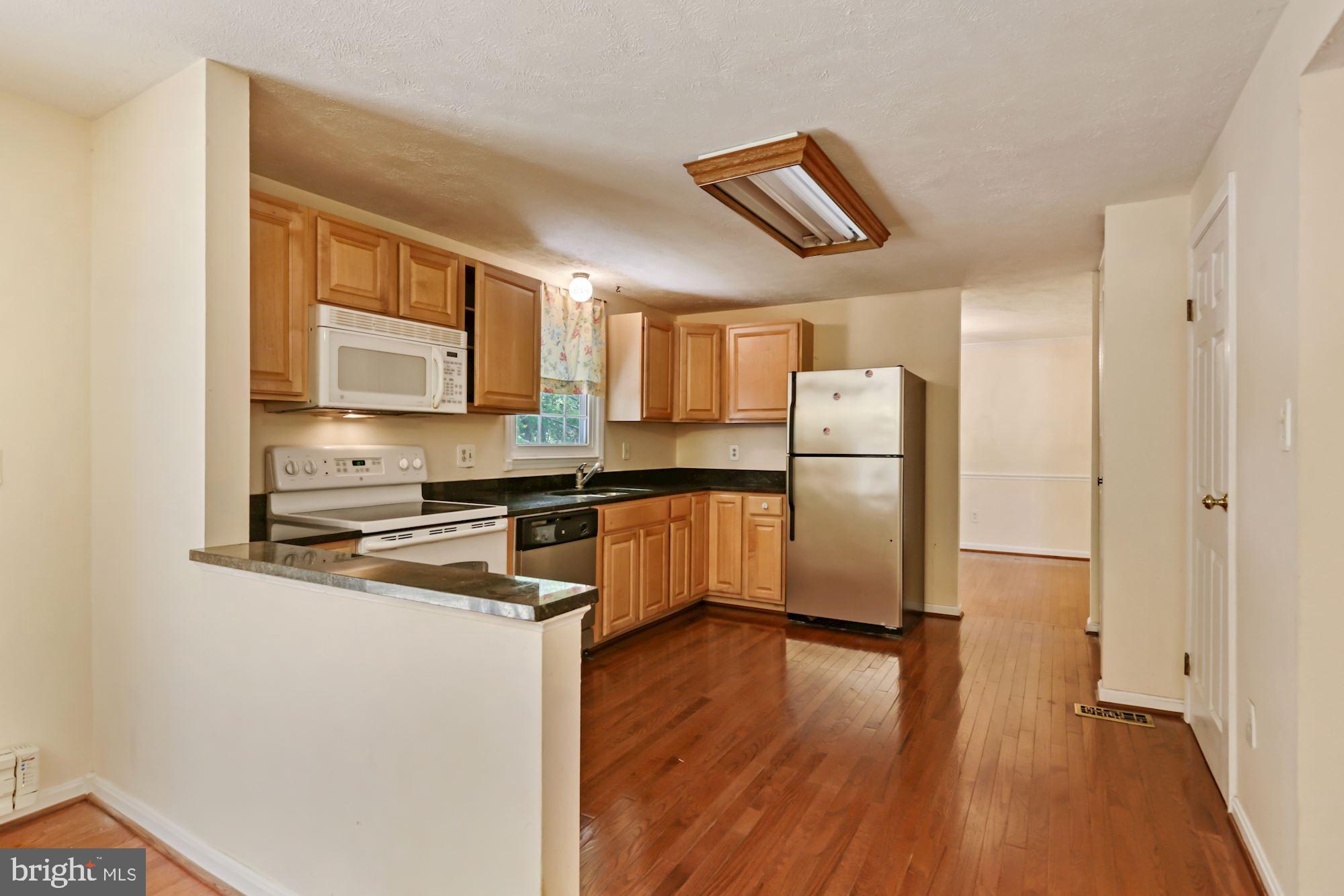 STARLIT PONDS - Residential Lease