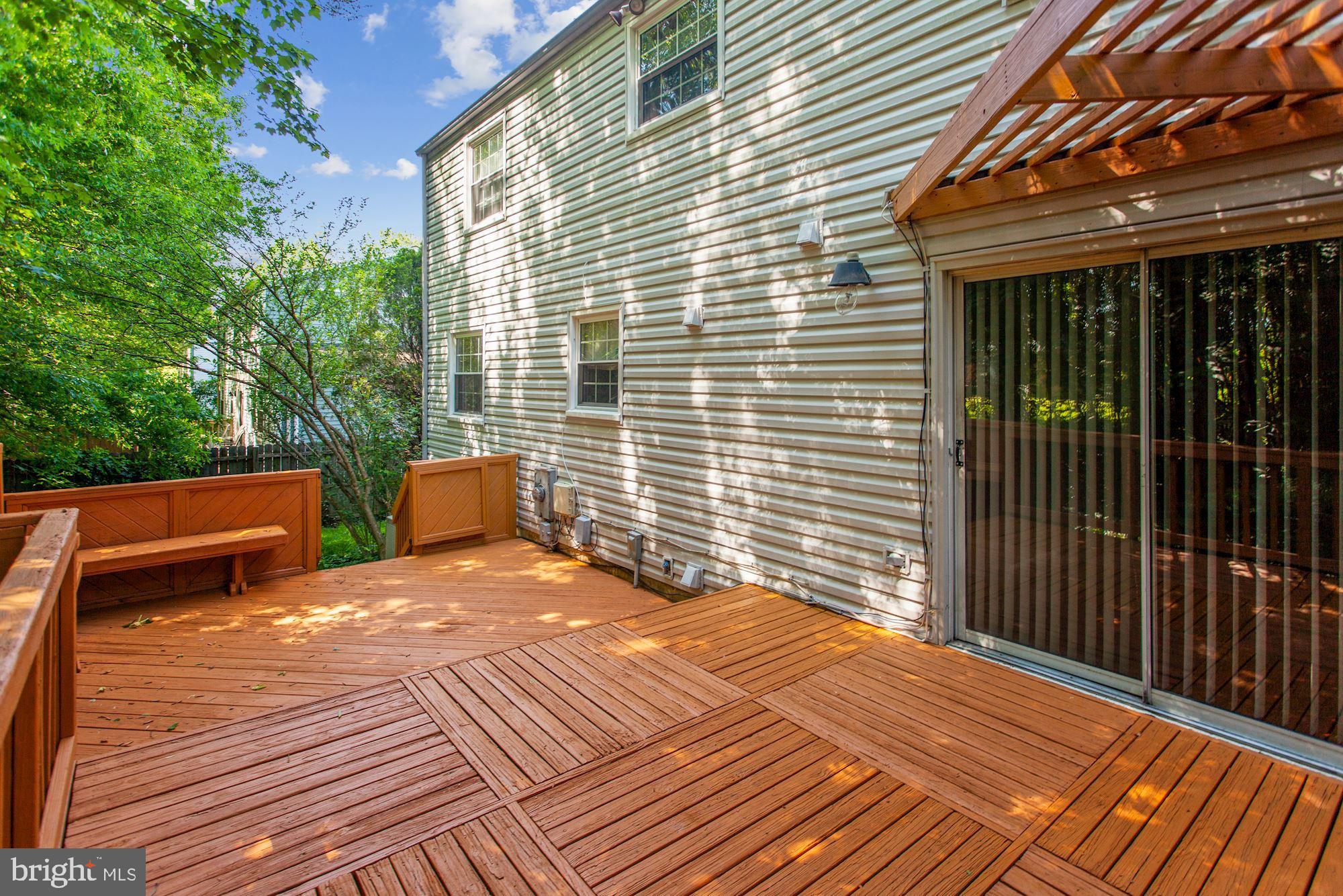 STARLIT PONDS - Residential Lease