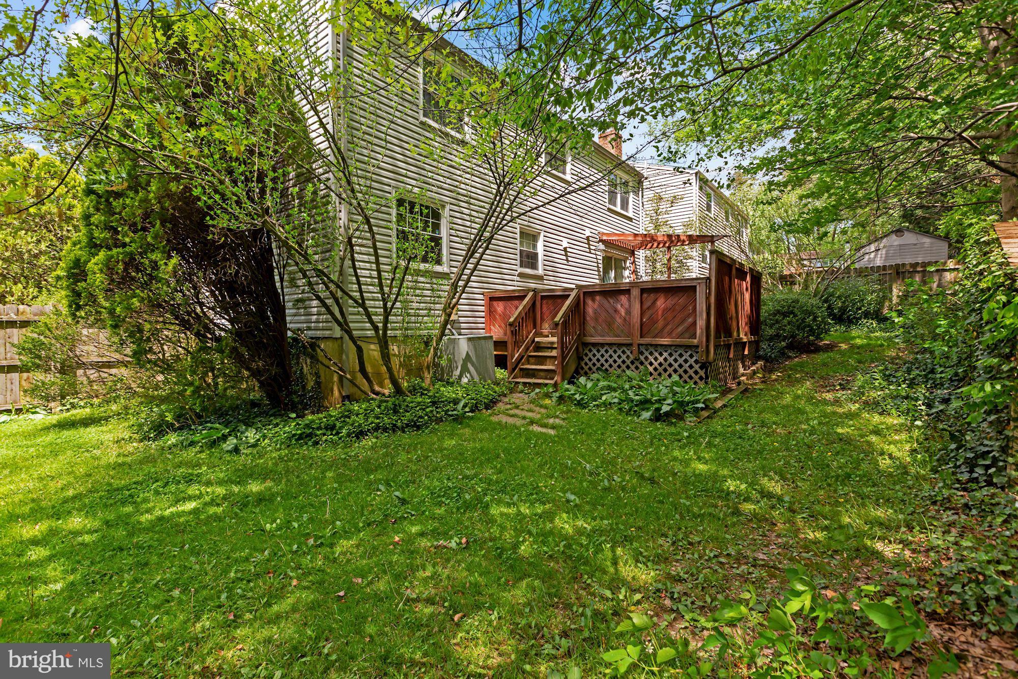 STARLIT PONDS - Residential Lease