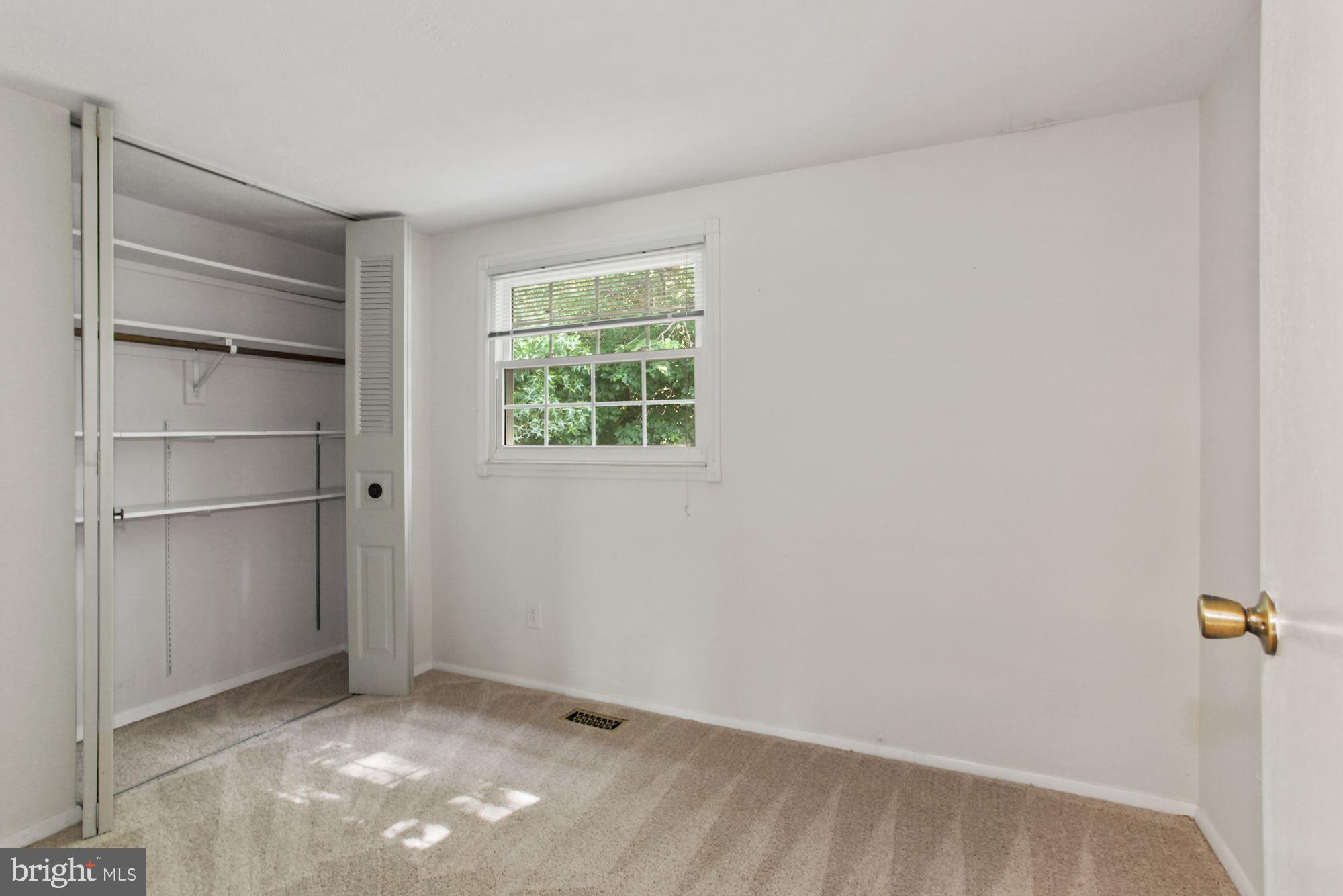 STARLIT PONDS - Residential Lease