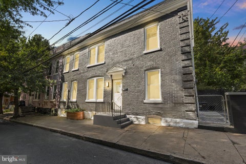 Townhouse For Sale - 514 Pershing Avenue<br/> Lancaster County, LANCASTER, PA 17602