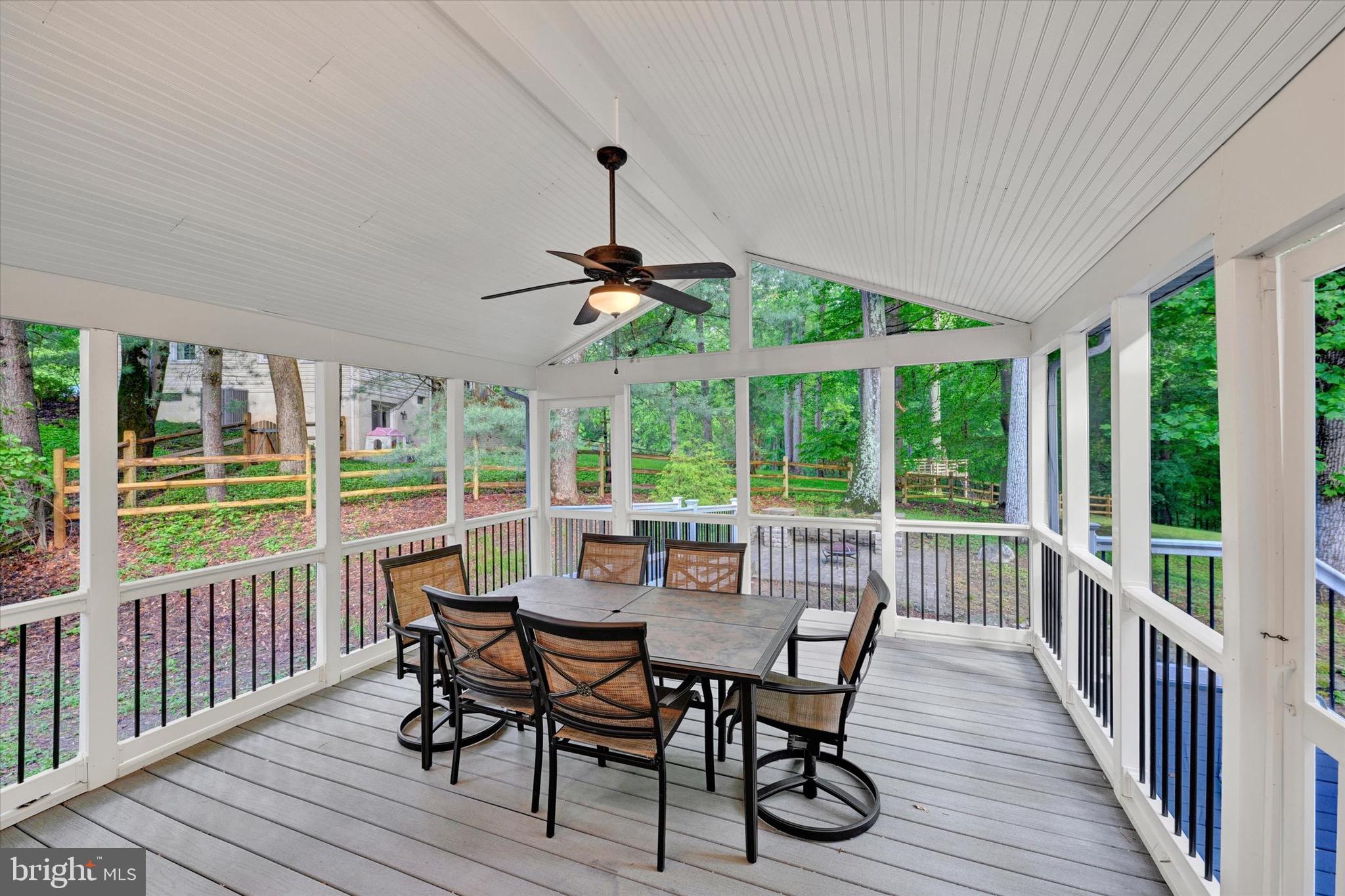 DULANEY GATE - Residential