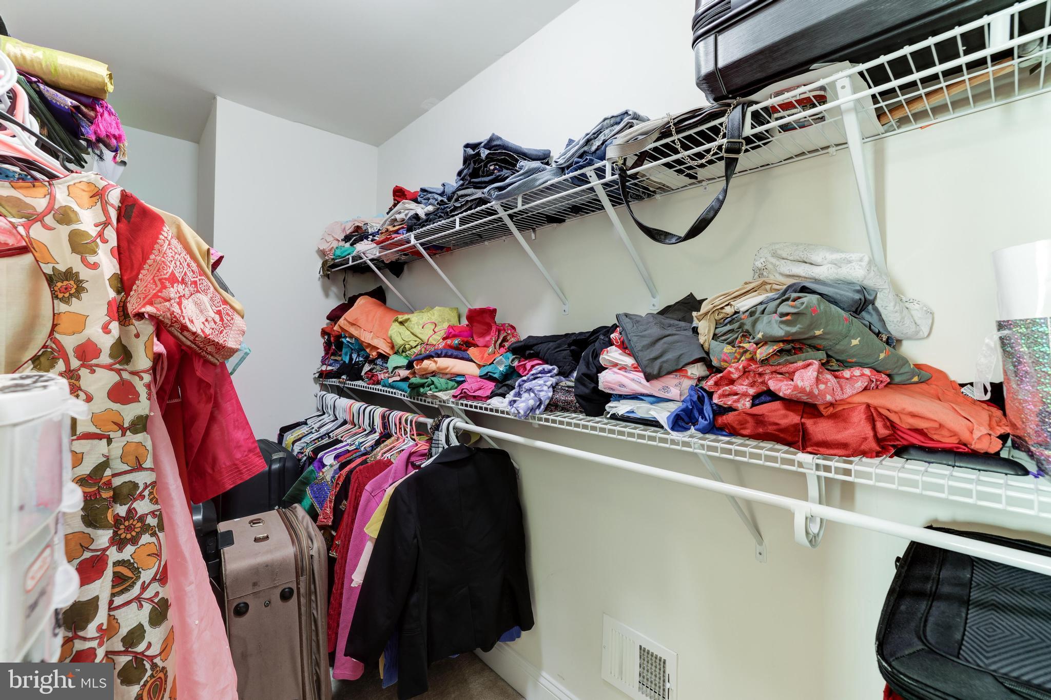 EAST GATE - Residential Lease