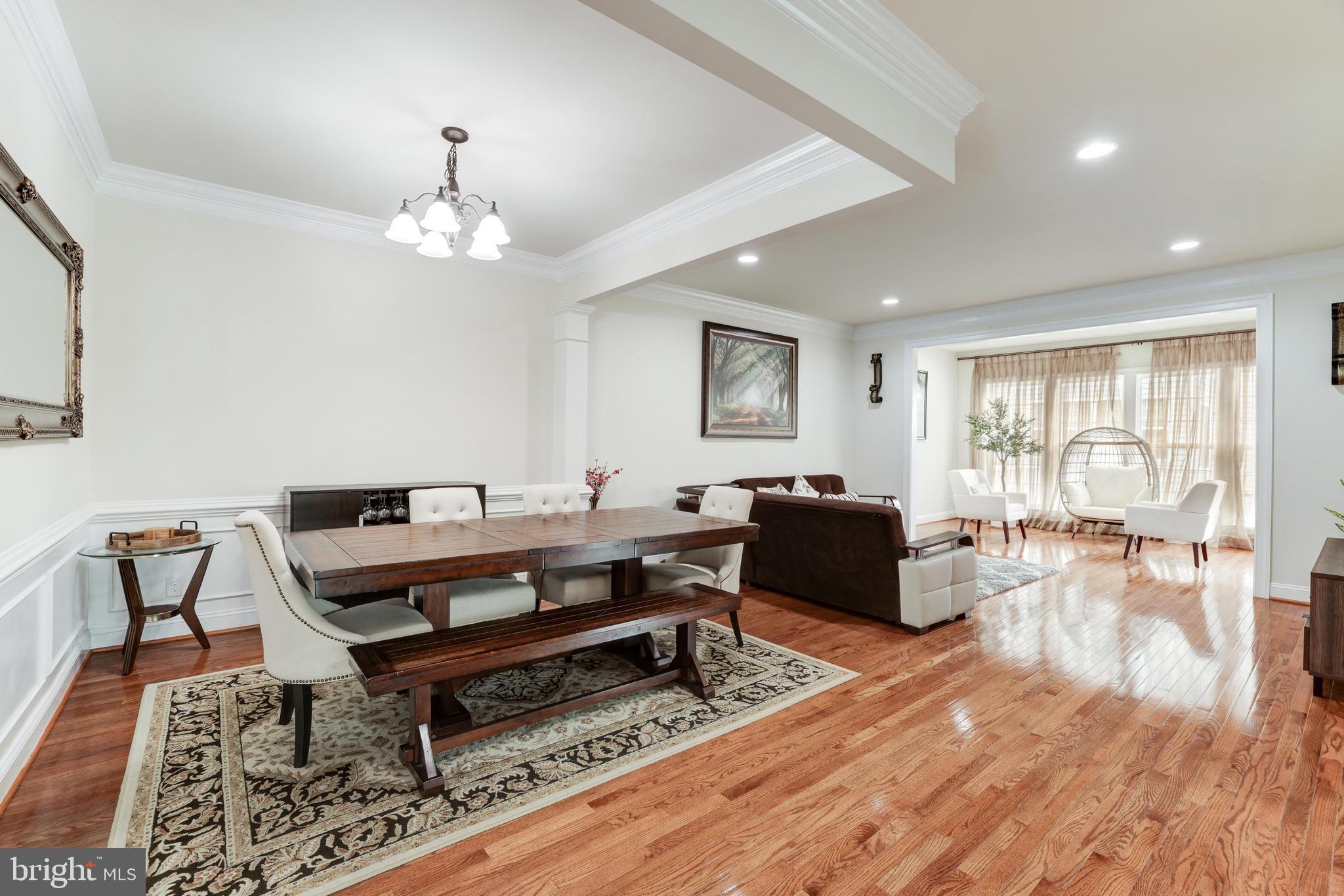 EAST GATE - Residential Lease