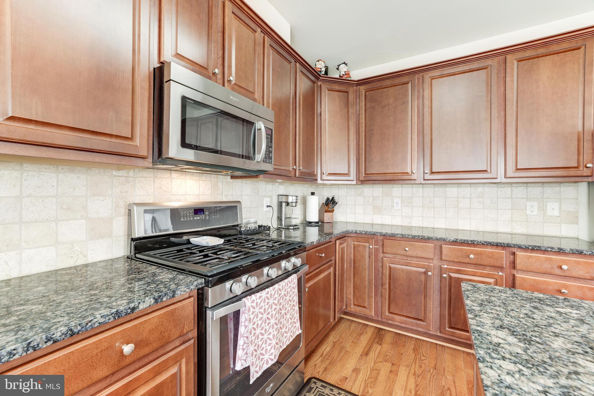 EAST GATE - Residential Lease